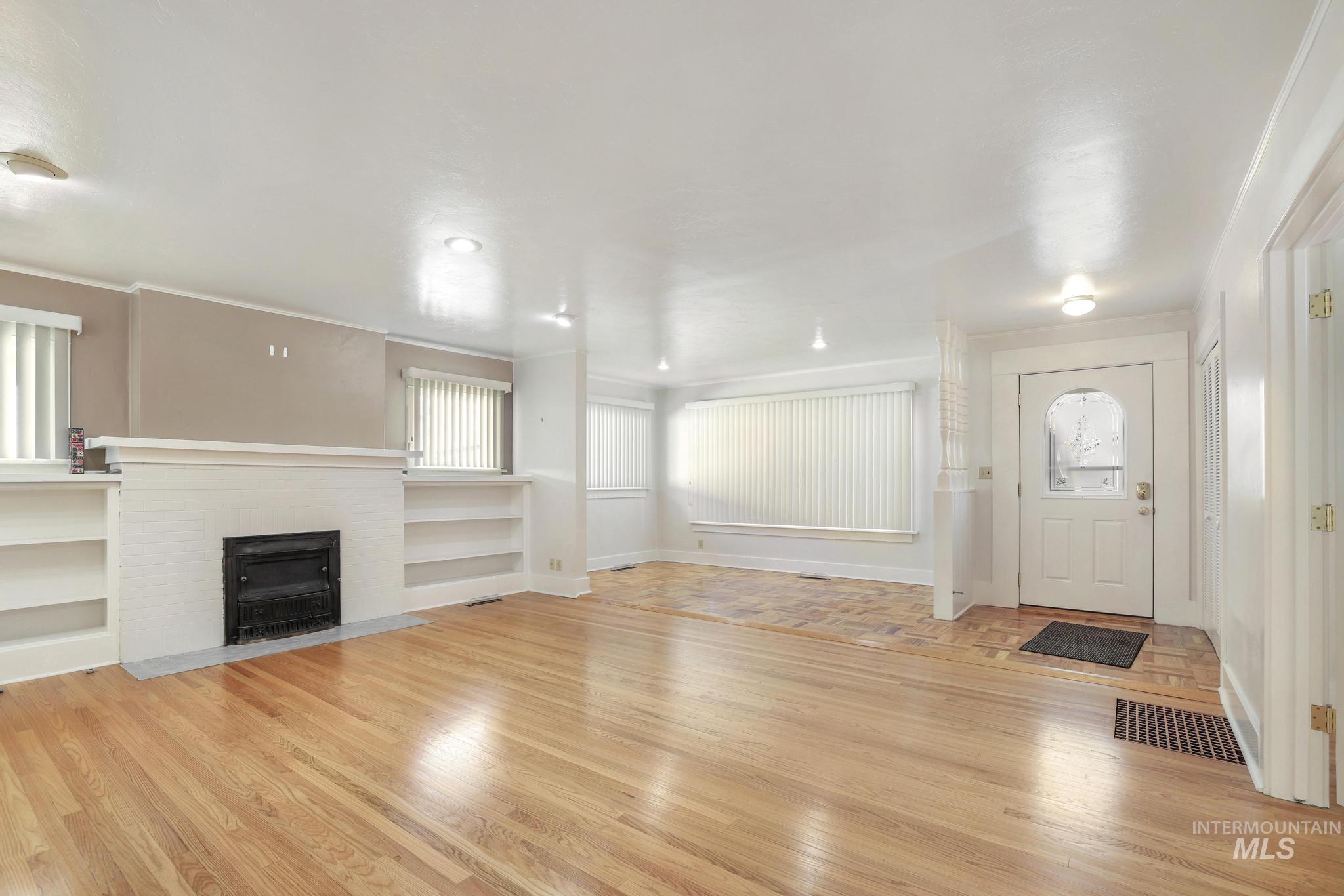 252 6th Ave E, Twin Falls, Idaho 83301, 3 Bedrooms, 2 Bathrooms, Residential For Sale, Price $325,000,MLS 98973244