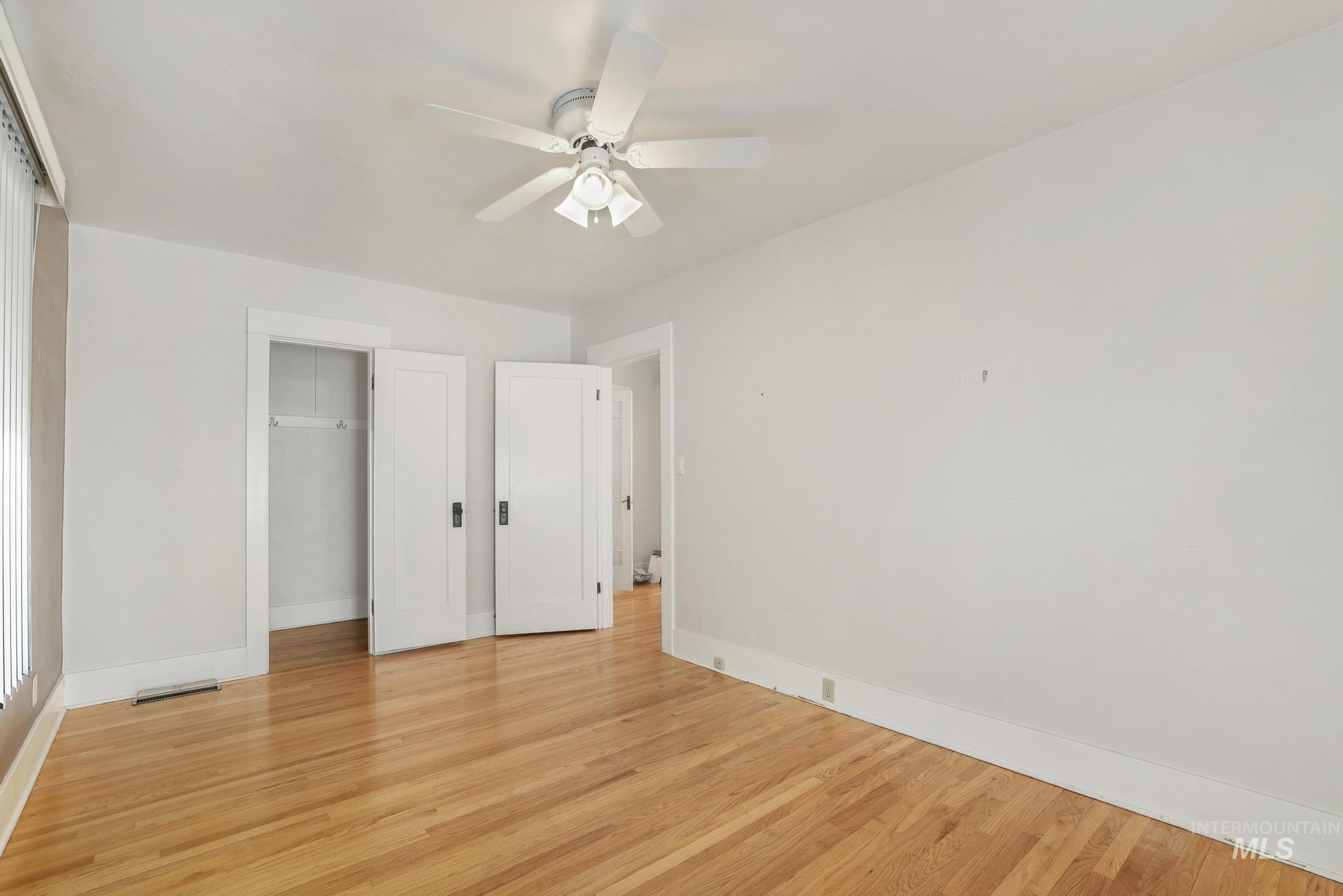 252 6th Ave E, Twin Falls, Idaho 83301, 3 Bedrooms, 2 Bathrooms, Residential For Sale, Price $325,000,MLS 98973244