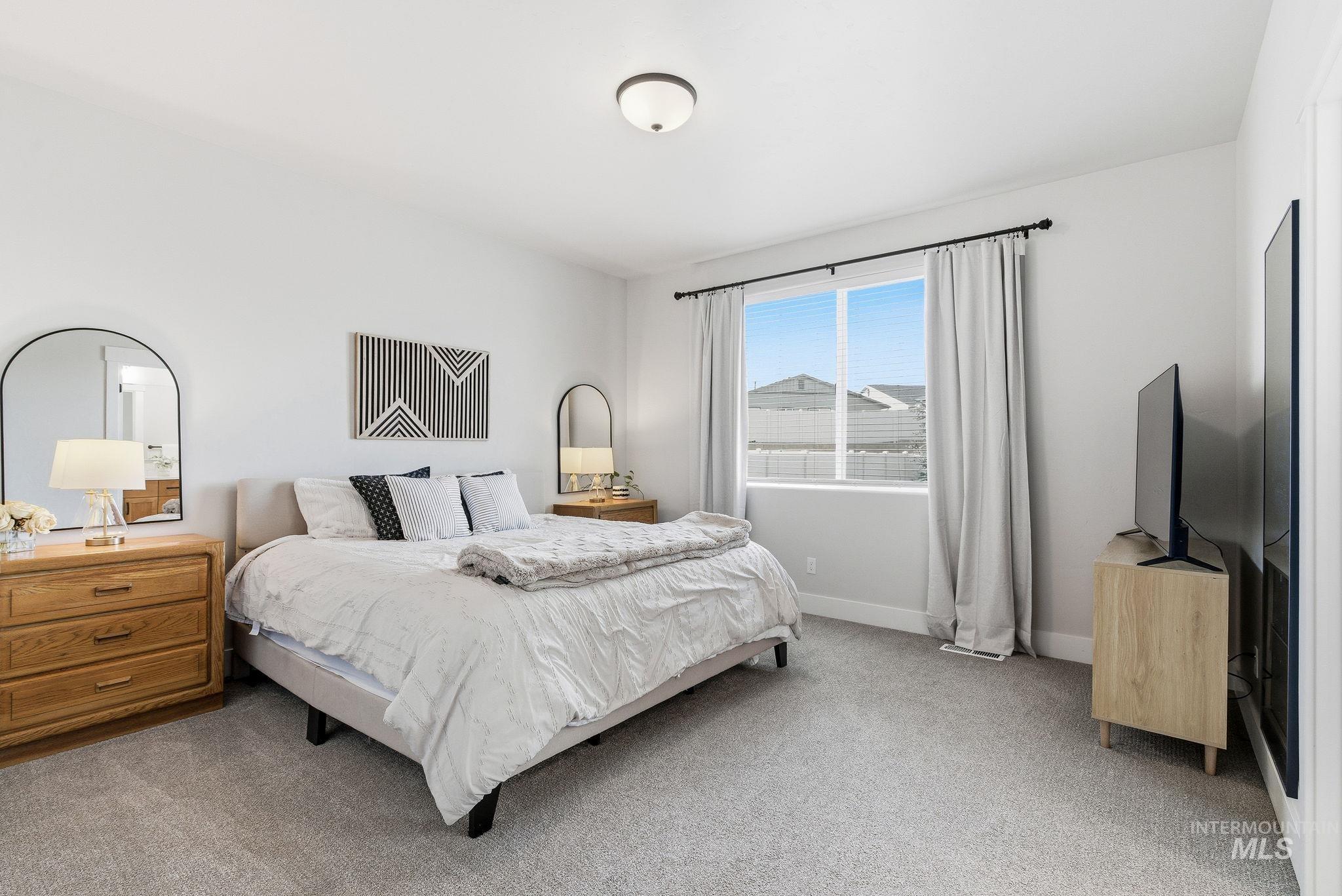 12649 S Averyon Way, Nampa, Idaho 83686, 4 Bedrooms, 2 Bathrooms, Residential For Sale, Price $469,999,MLS 98973245