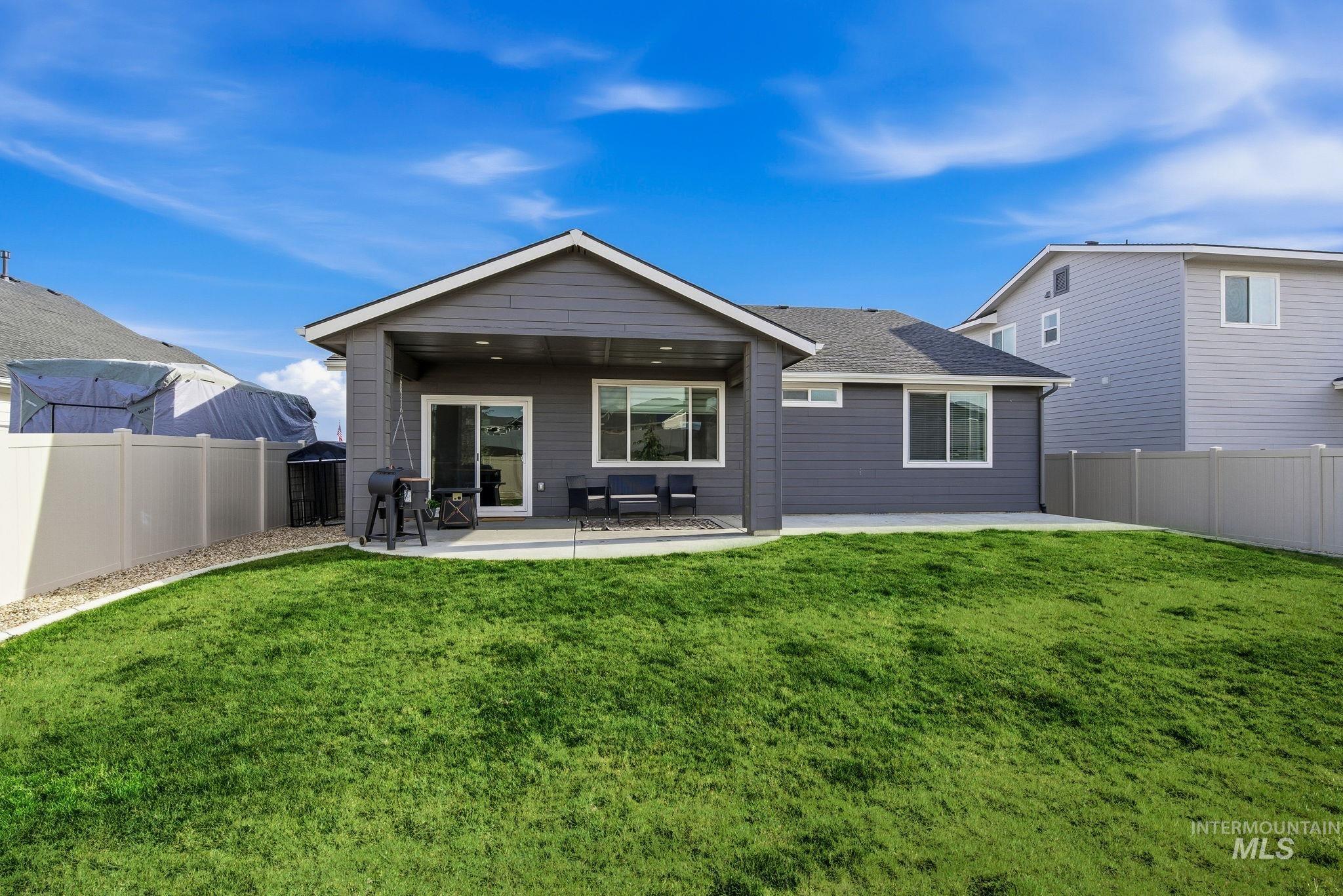 12649 S Averyon Way, Nampa, Idaho 83686, 4 Bedrooms, 2 Bathrooms, Residential For Sale, Price $469,999,MLS 98973245