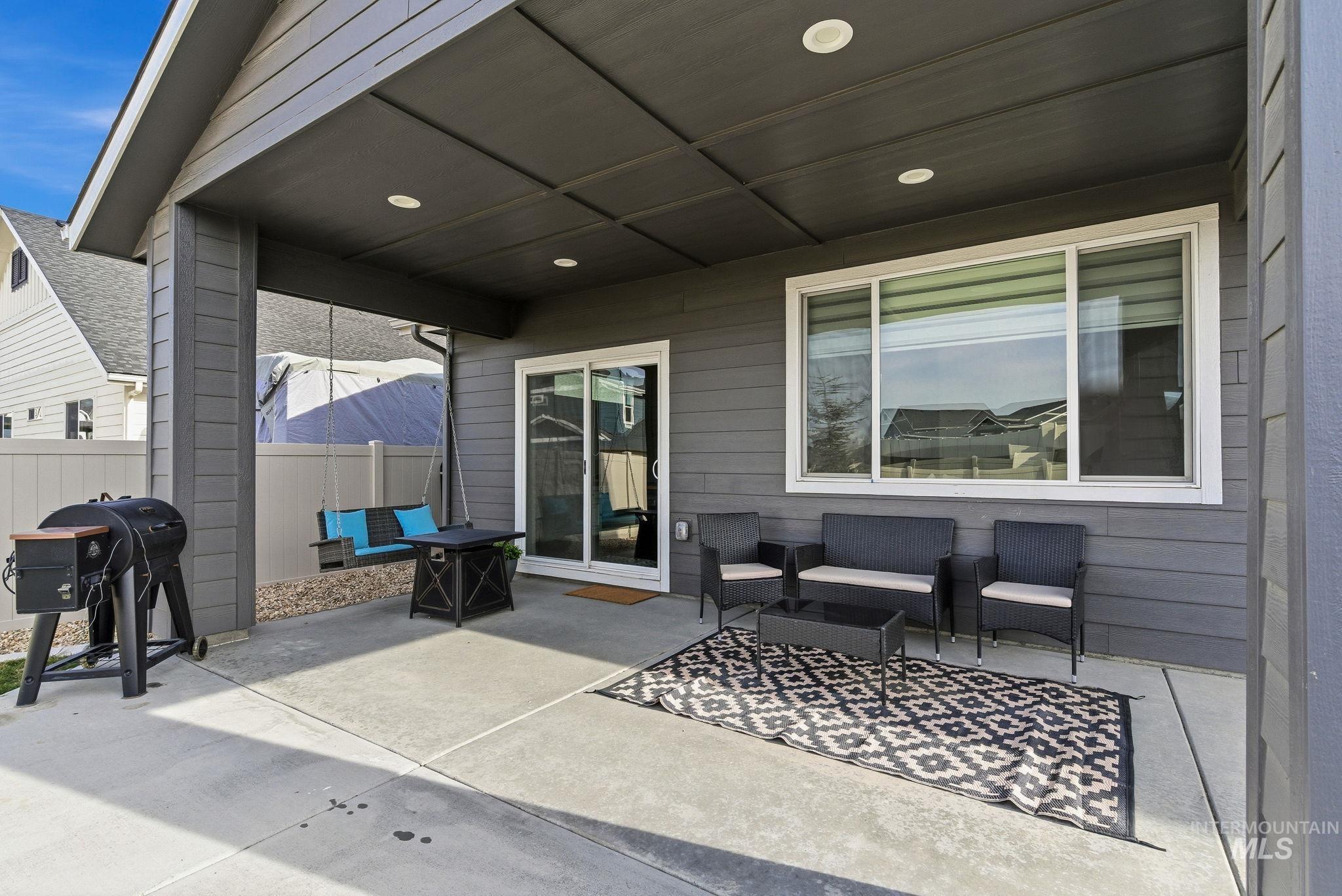 12649 S Averyon Way, Nampa, Idaho 83686, 4 Bedrooms, 2 Bathrooms, Residential For Sale, Price $469,999,MLS 98973245