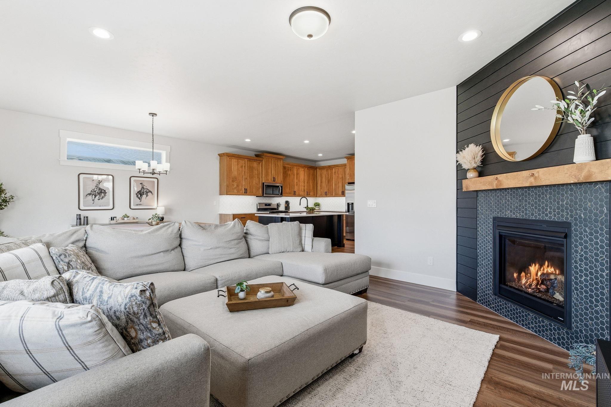 12649 S Averyon Way, Nampa, Idaho 83686, 4 Bedrooms, 2 Bathrooms, Residential For Sale, Price $469,999,MLS 98973245