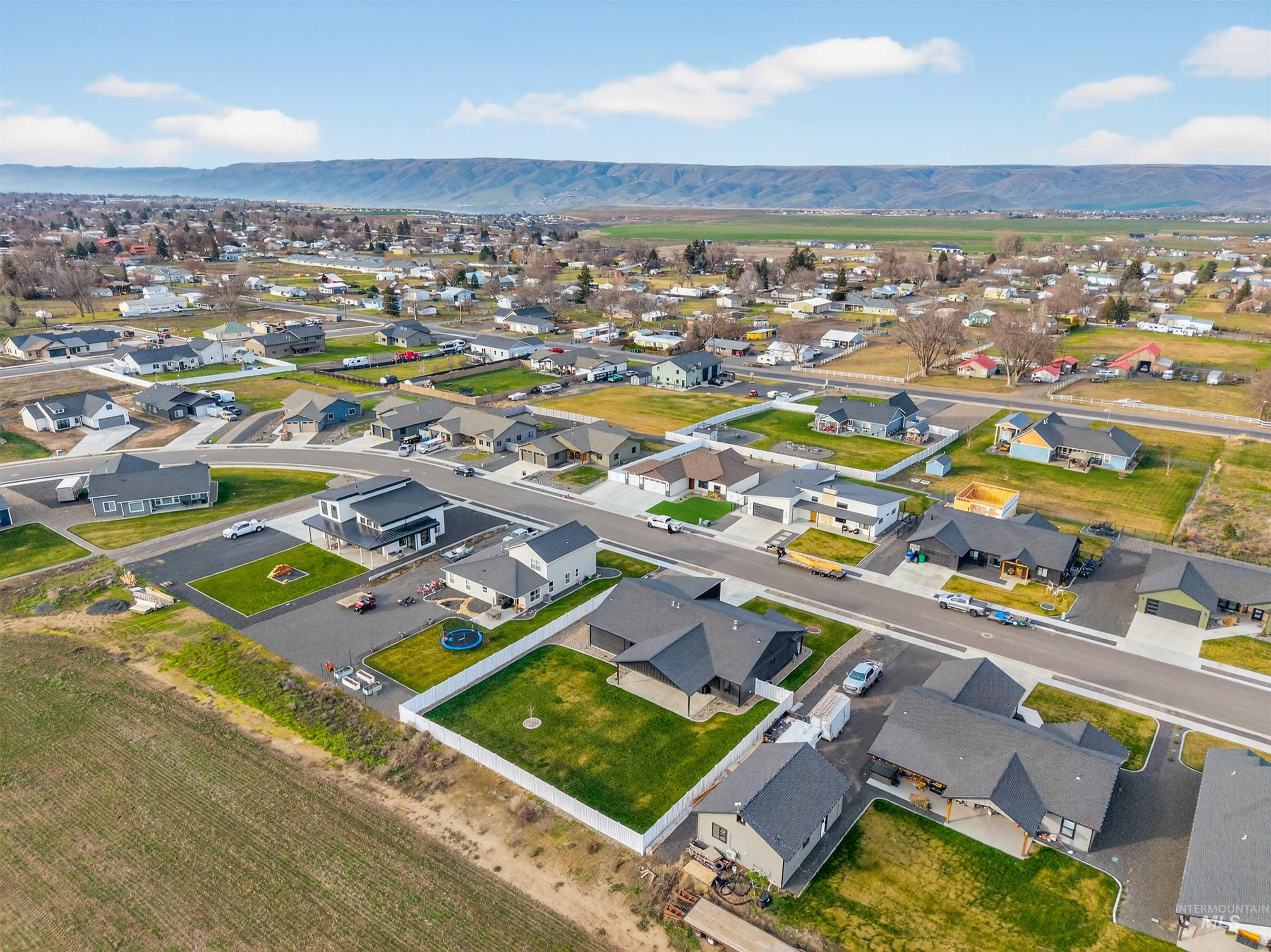 2226 Powers Drive, Lewiston, Idaho 83501, 3 Bedrooms, 2 Bathrooms, Residential For Sale, Price $634,000,MLS 98973246