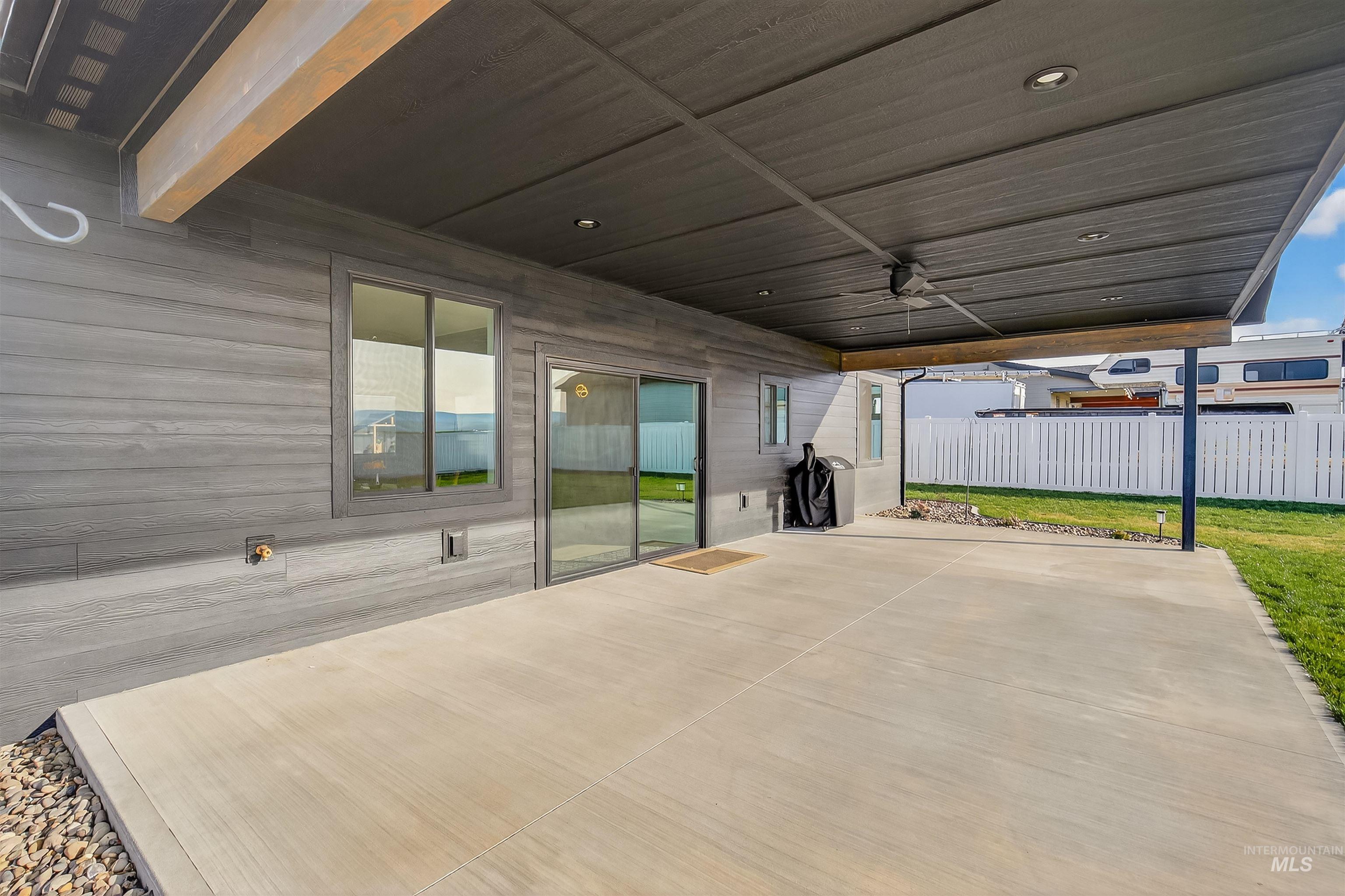 2226 Powers Drive, Lewiston, Idaho 83501, 3 Bedrooms, 2 Bathrooms, Residential For Sale, Price $634,000,MLS 98973246