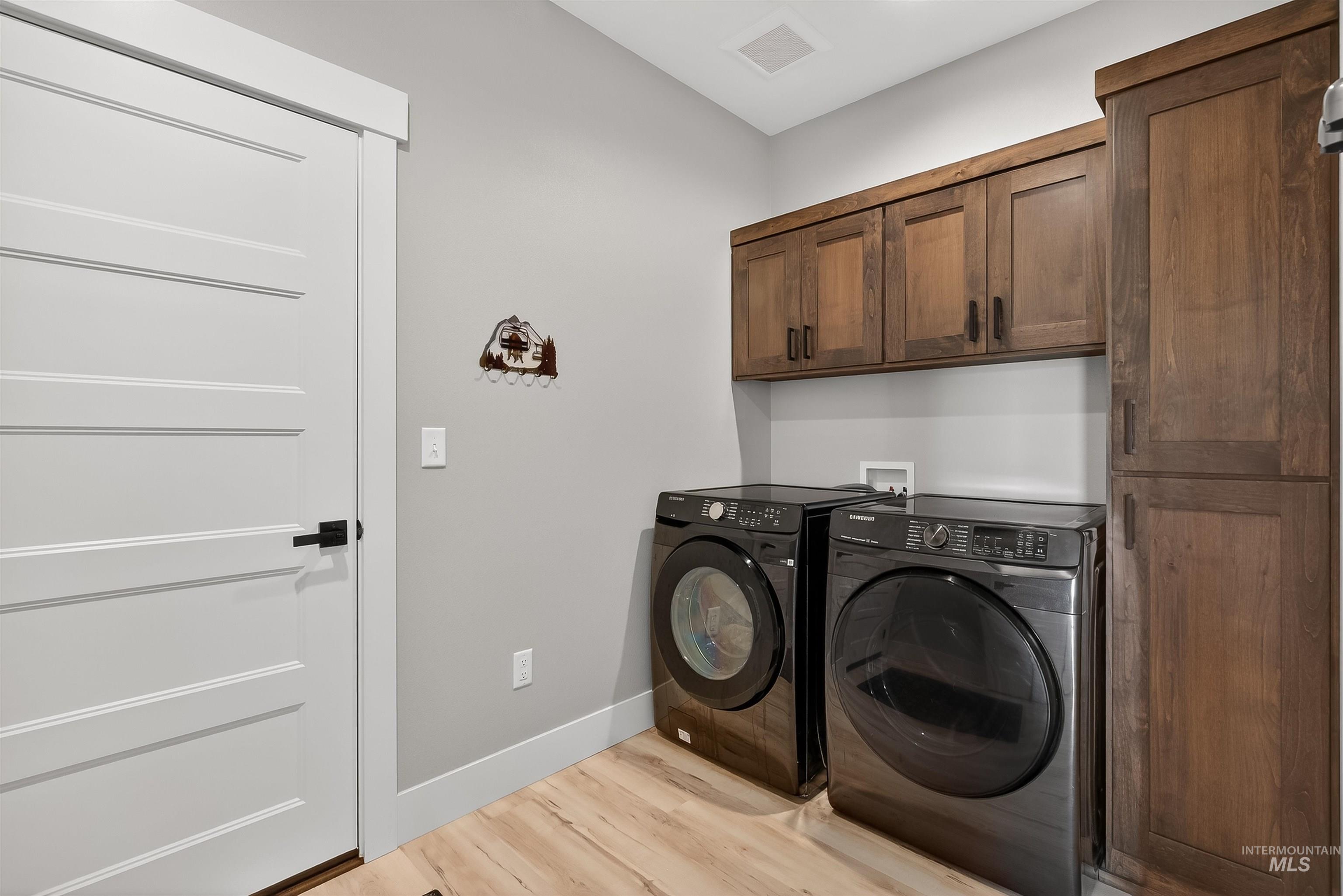 2226 Powers Drive, Lewiston, Idaho 83501, 3 Bedrooms, 2 Bathrooms, Residential For Sale, Price $634,000,MLS 98973246