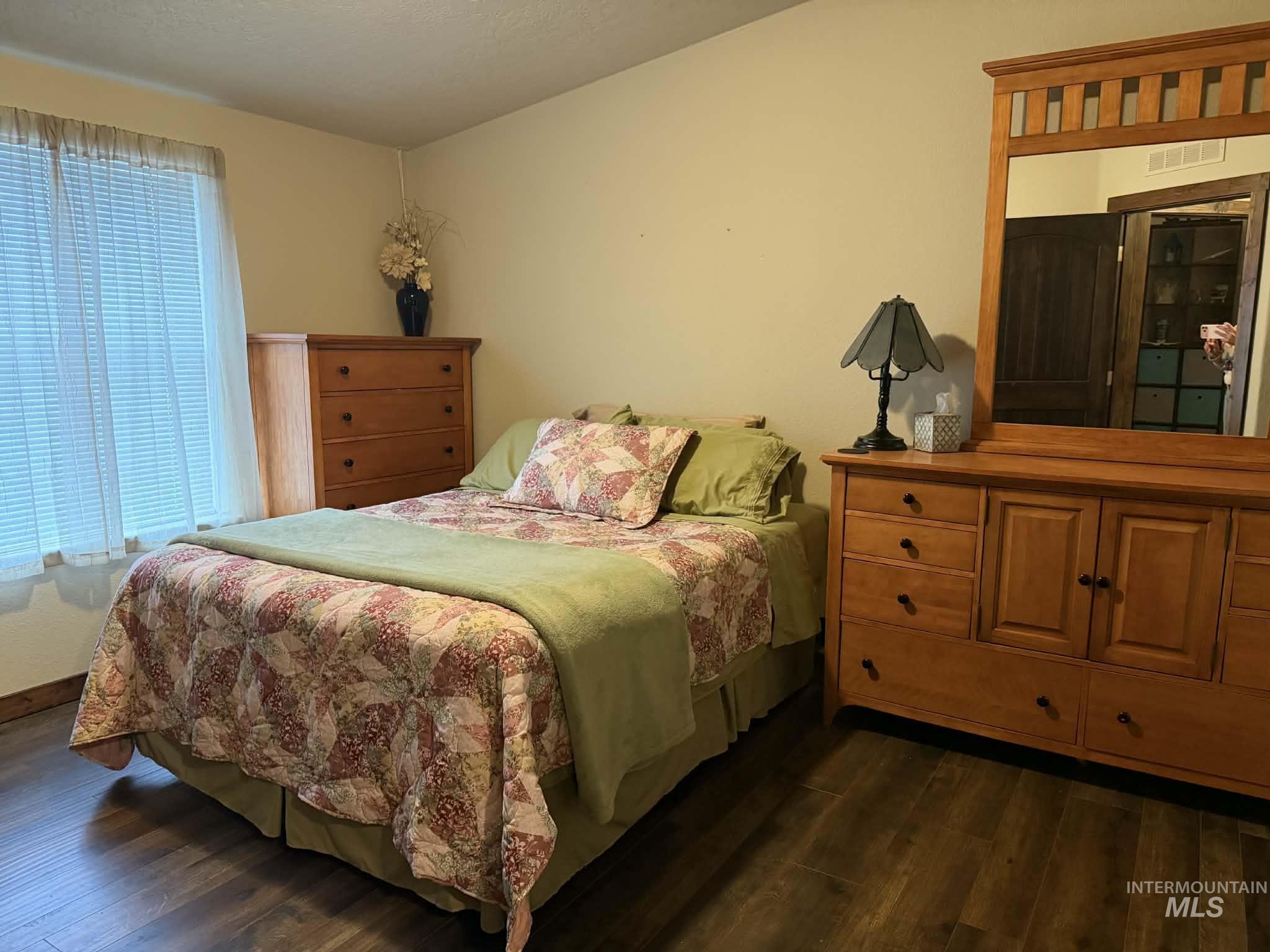 19378 Homestead Loop, Lewiston, Idaho 83501, 3 Bedrooms, 2 Bathrooms, Residential For Sale, Price $785,000,MLS 98973247