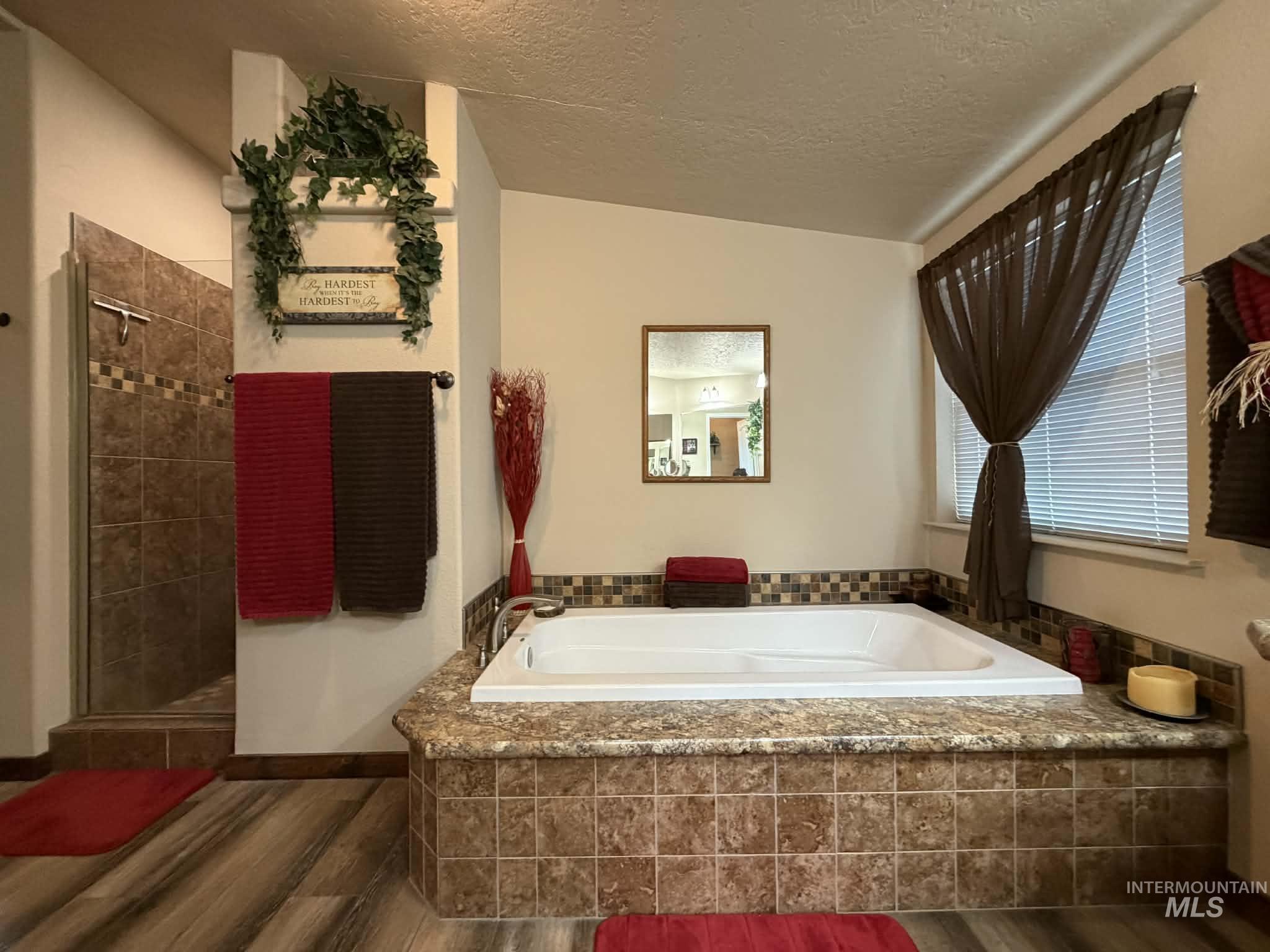 19378 Homestead Loop, Lewiston, Idaho 83501, 3 Bedrooms, 2 Bathrooms, Residential For Sale, Price $785,000, 98973247