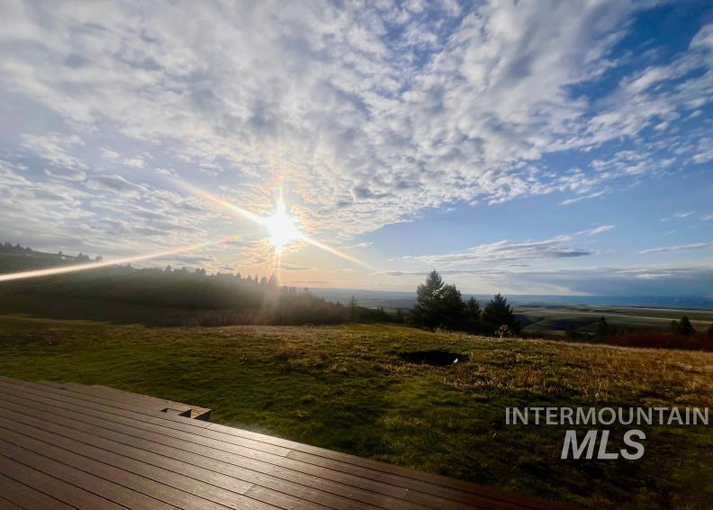 19378 Homestead Loop, Lewiston, Idaho 83501, 3 Bedrooms, 2 Bathrooms, Residential For Sale, Price $785,000, 98973247