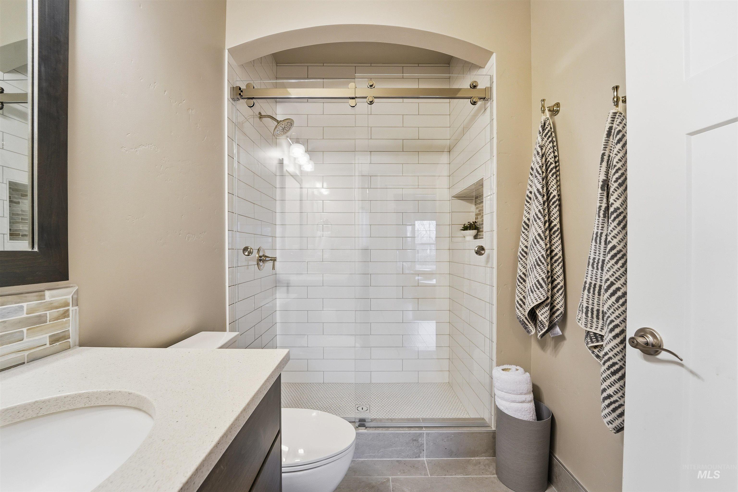 3234 S Wallberg Ave, Eagle, Idaho 83616, 3 Bedrooms, 2 Bathrooms, Residential For Sale, Price $614,900,MLS 98973248