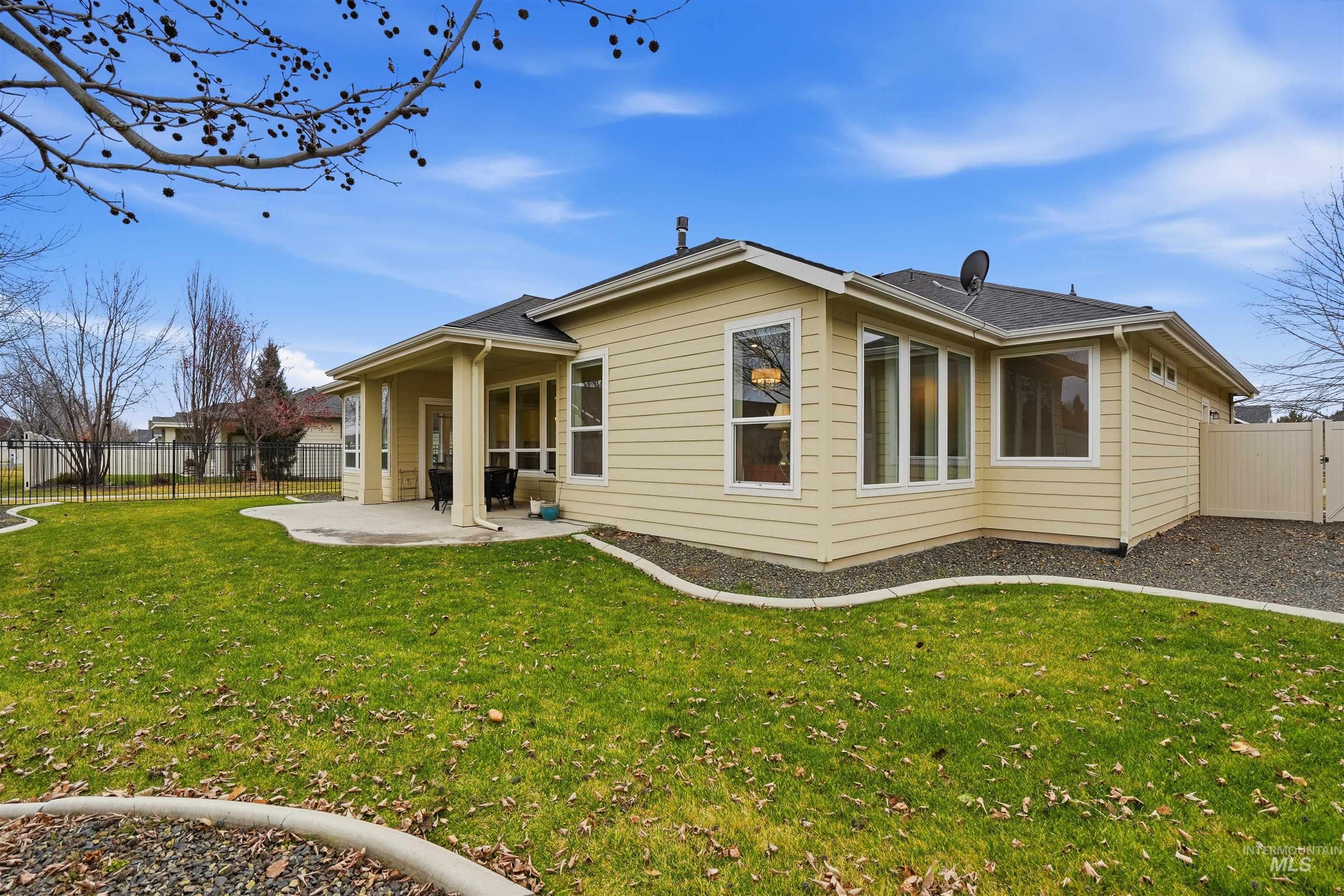 3234 S Wallberg Ave, Eagle, Idaho 83616, 3 Bedrooms, 2 Bathrooms, Residential For Sale, Price $614,900,MLS 98973248