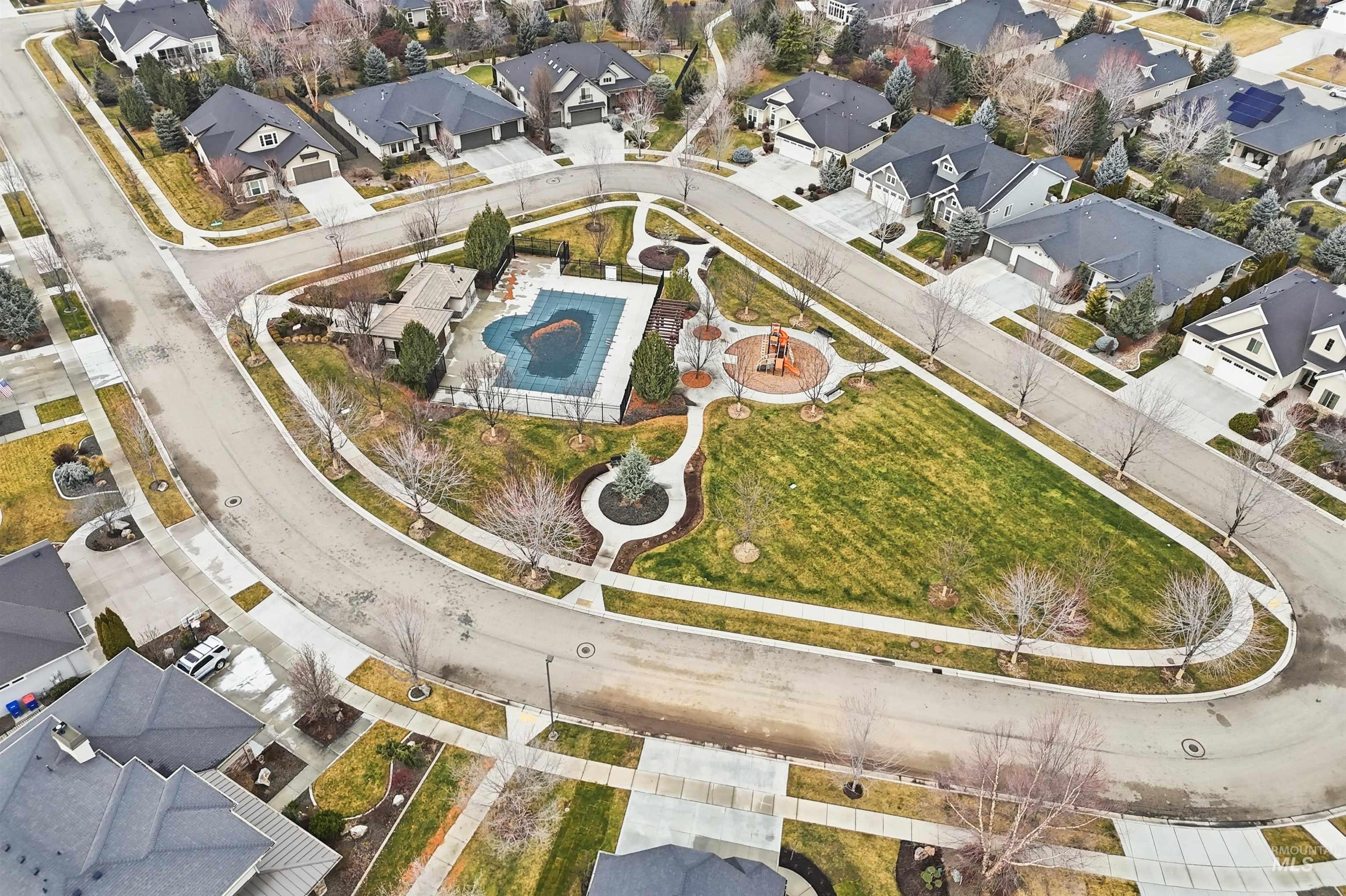 3234 S Wallberg Ave, Eagle, Idaho 83616, 3 Bedrooms, 2 Bathrooms, Residential For Sale, Price $614,900,MLS 98973248