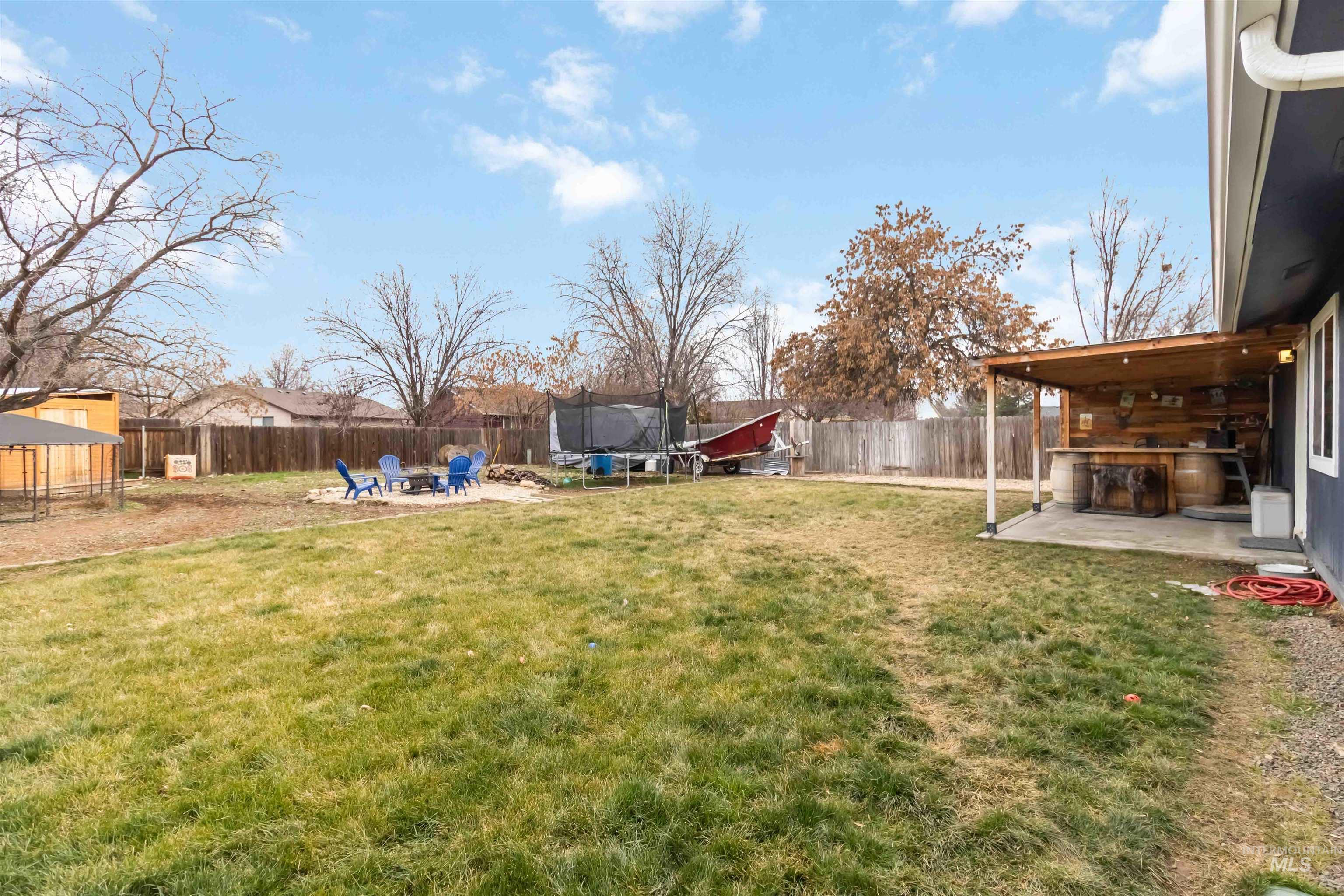 2554 N Hampton Ave, Boise, Idaho 83704-6765, 2 Bedrooms, 1 Bathroom, Residential For Sale, Price $372,900,MLS 98973249