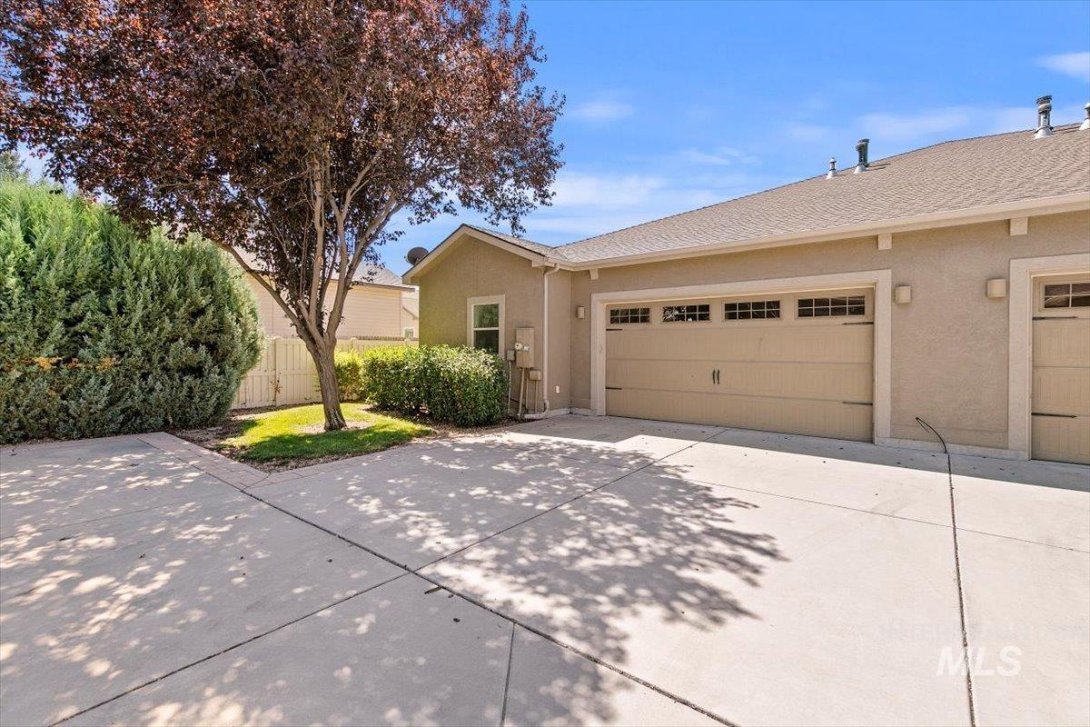 1791 Horse Creek Ct., Meridian, Idaho 83642, 3 Bedrooms, 2 Bathrooms, Residential For Sale, Price $449,000, 98973250