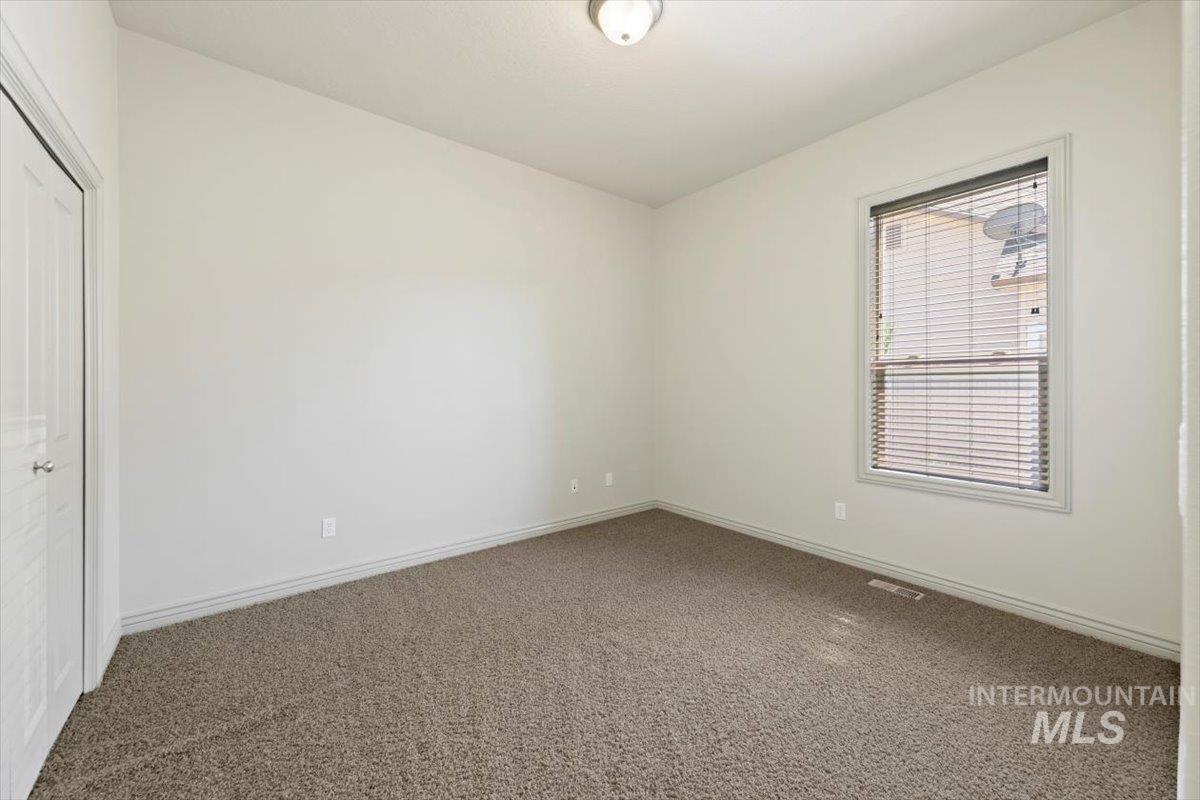 1791 Horse Creek Ct., Meridian, Idaho 83642, 3 Bedrooms, 2 Bathrooms, Residential For Sale, Price $449,000, 98973250