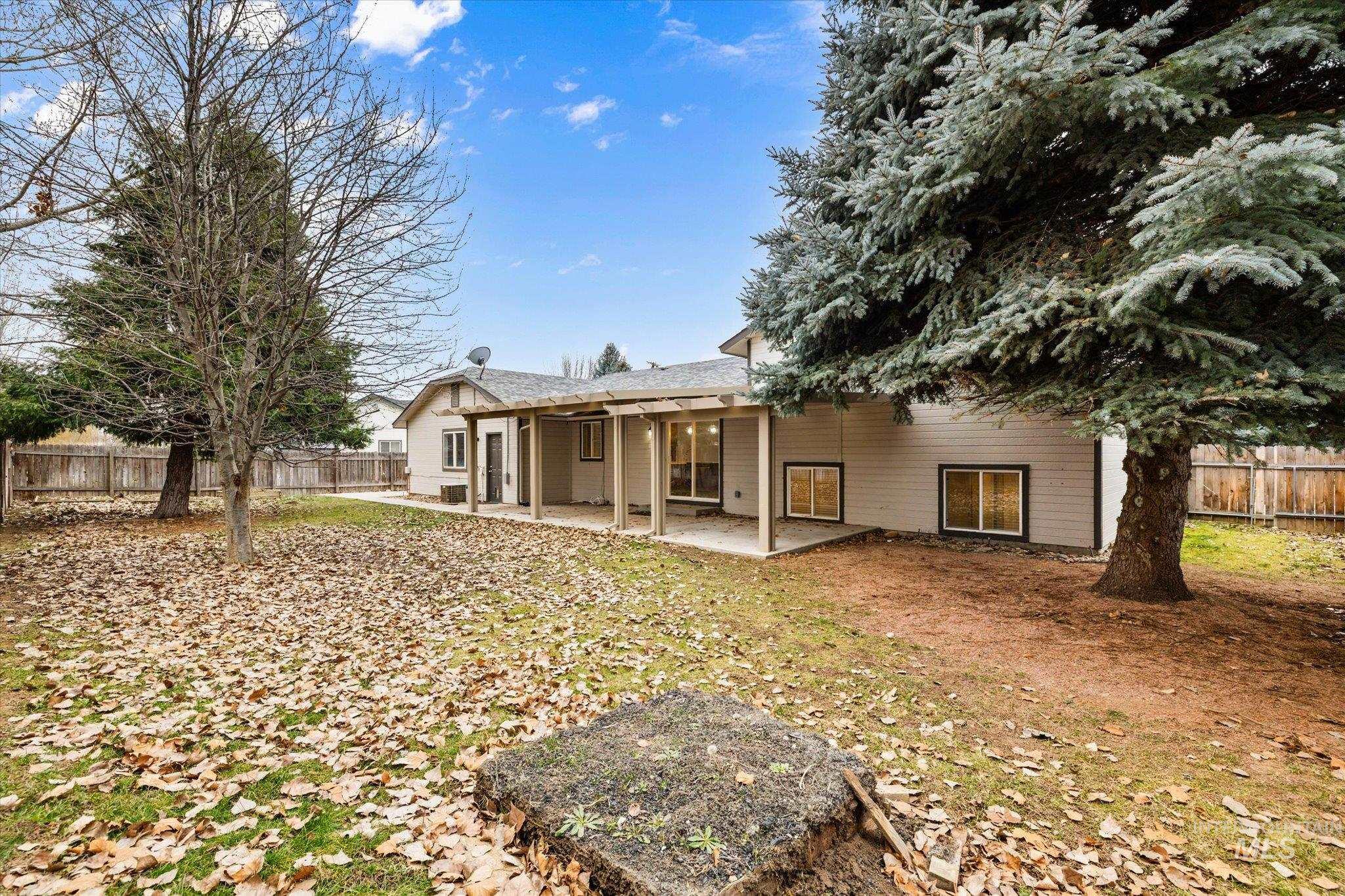 2870 N Morello Ave., Meridian, Idaho 83646, 4 Bedrooms, 3 Bathrooms, Residential For Sale, Price $479,900,MLS 98973251