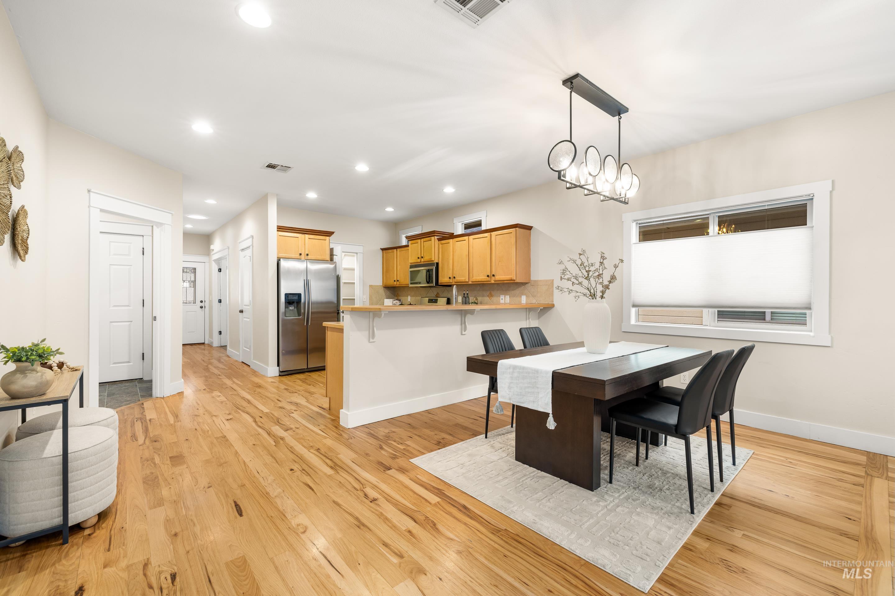 4730 N Hacienda Ave, Boise, Idaho 83703, 3 Bedrooms, 2 Bathrooms, Residential For Sale, Price $465,000,MLS 98973252