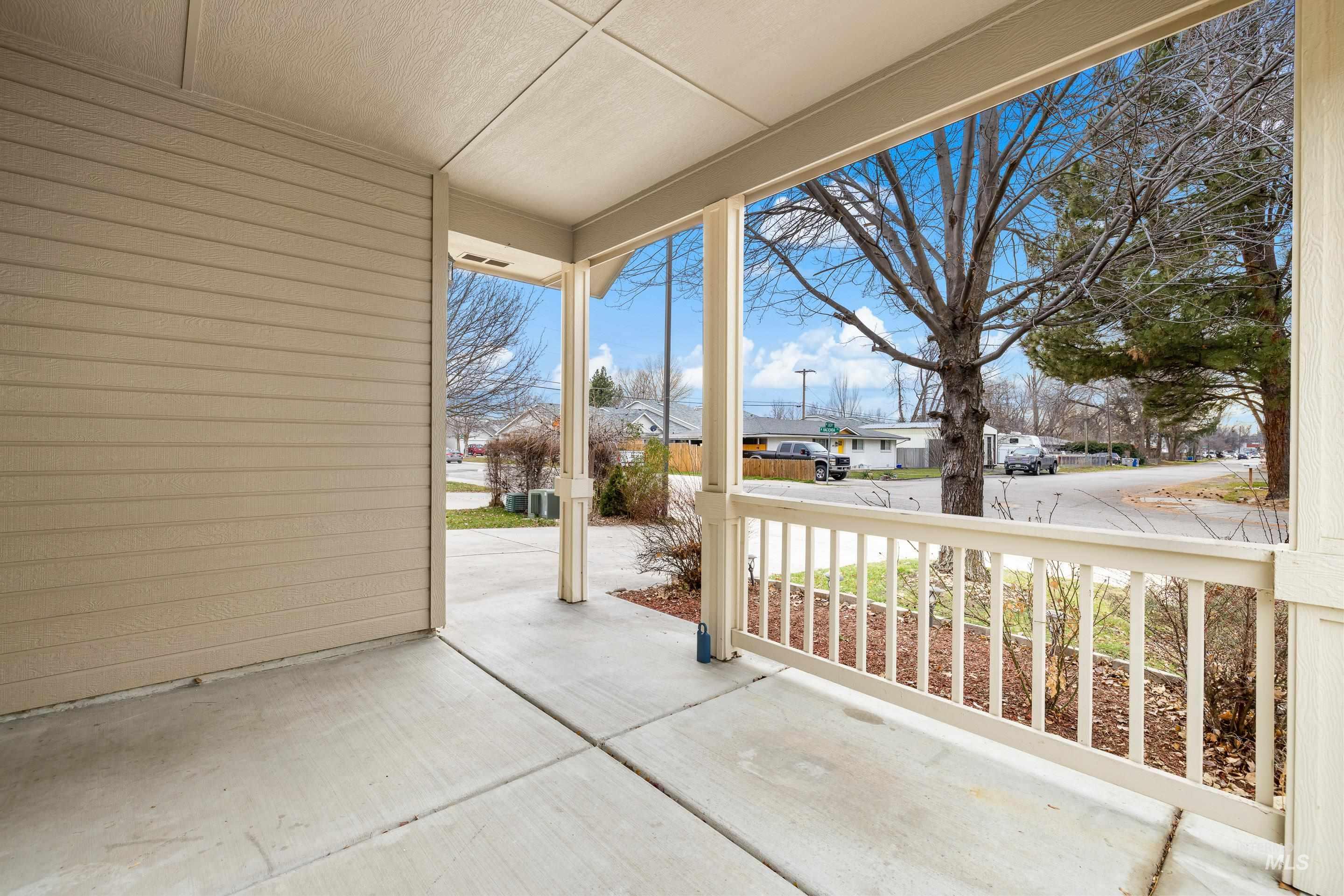 4730 N Hacienda Ave, Boise, Idaho 83703, 3 Bedrooms, 2 Bathrooms, Residential For Sale, Price $465,000,MLS 98973252