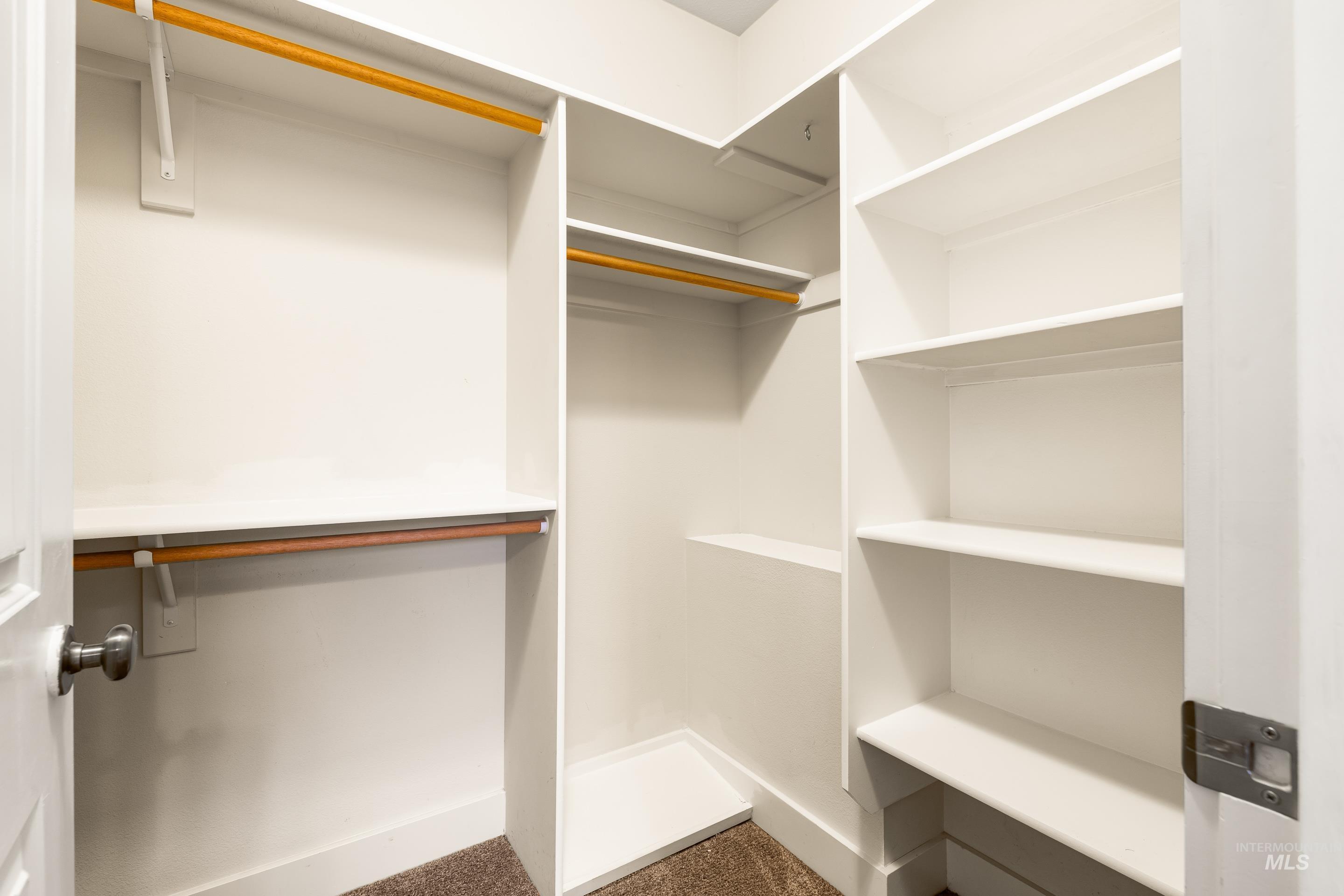 4730 N Hacienda Ave, Boise, Idaho 83703, 3 Bedrooms, 2 Bathrooms, Residential For Sale, Price $465,000,MLS 98973252