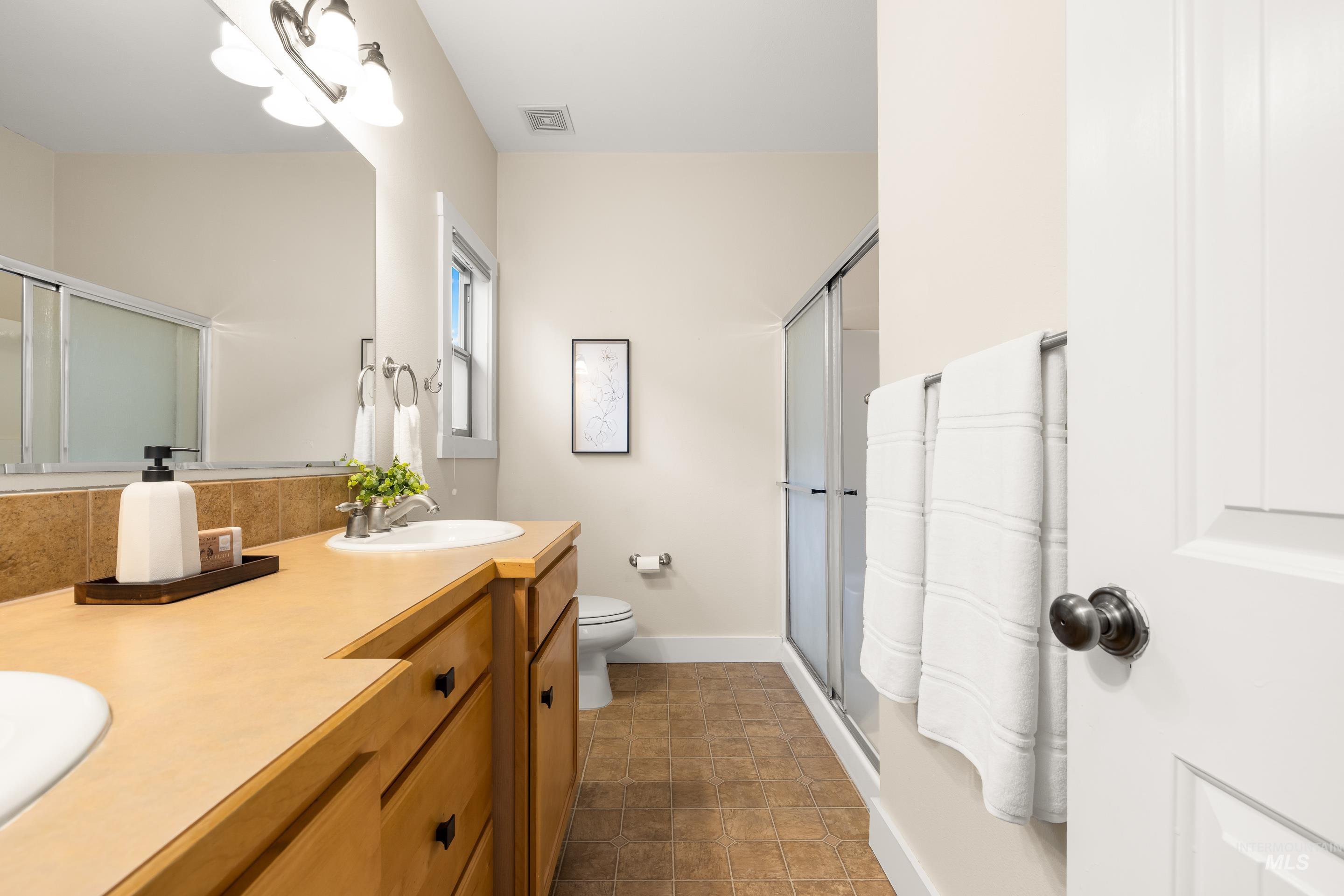 4730 N Hacienda Ave, Boise, Idaho 83703, 3 Bedrooms, 2 Bathrooms, Residential For Sale, Price $465,000,MLS 98973252