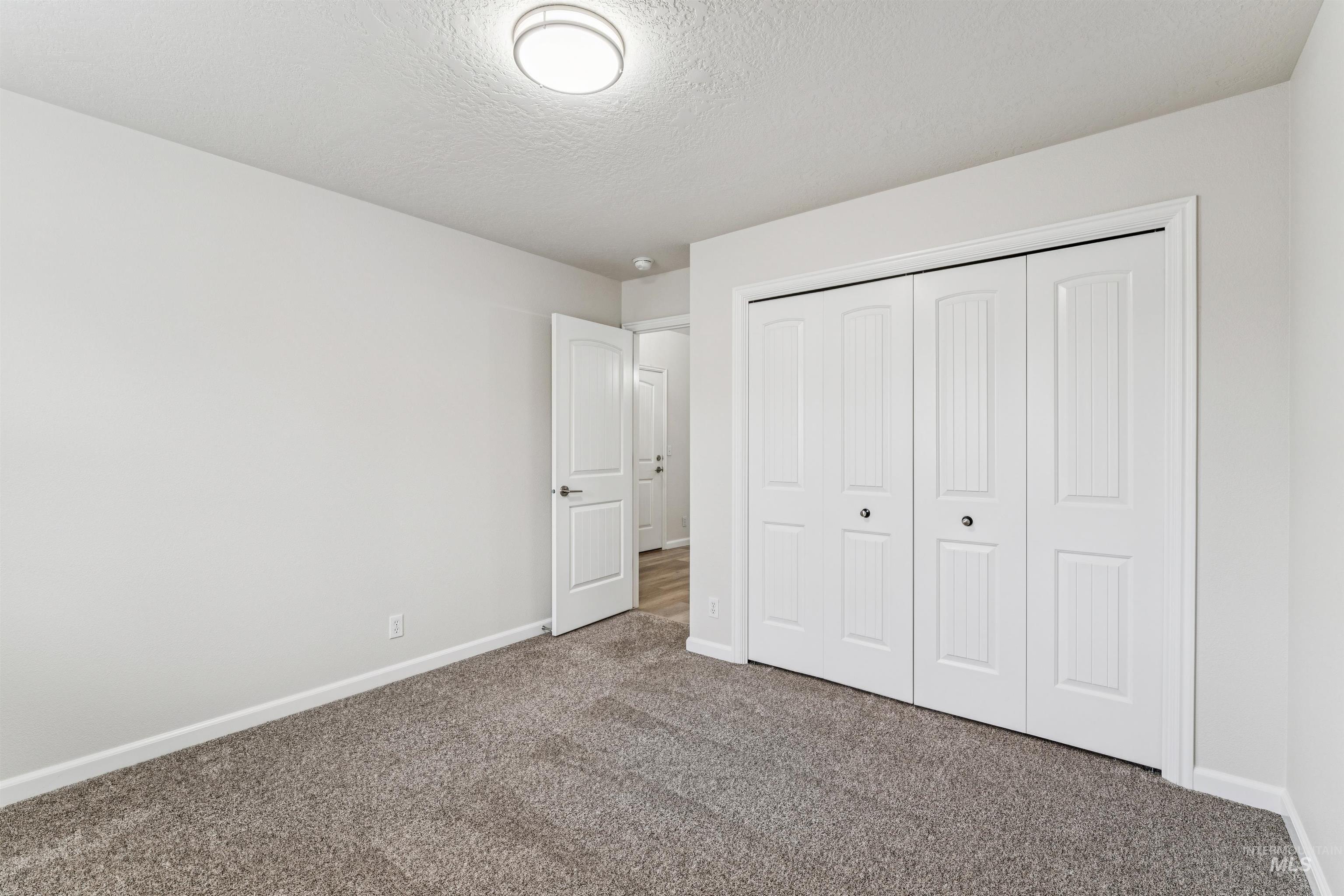 8070 W Penny Lane, Garden City, Idaho 83714, 2 Bedrooms, 2 Bathrooms, Residential For Sale, Price $408,900, 98973253