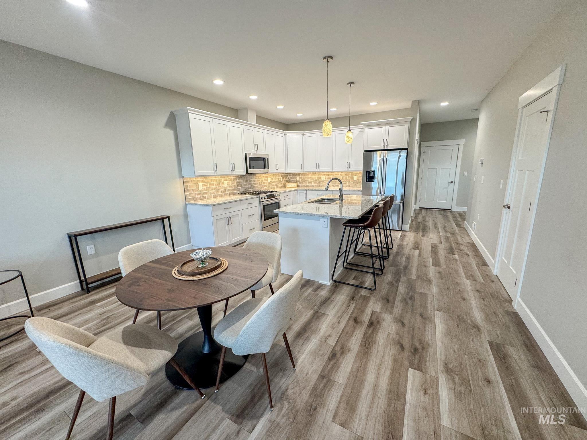 2113 Powers Ave, Lewiston, Idaho 83501, 2 Bedrooms, 2 Bathrooms, Residential For Sale, Price $379,900,MLS 98973254