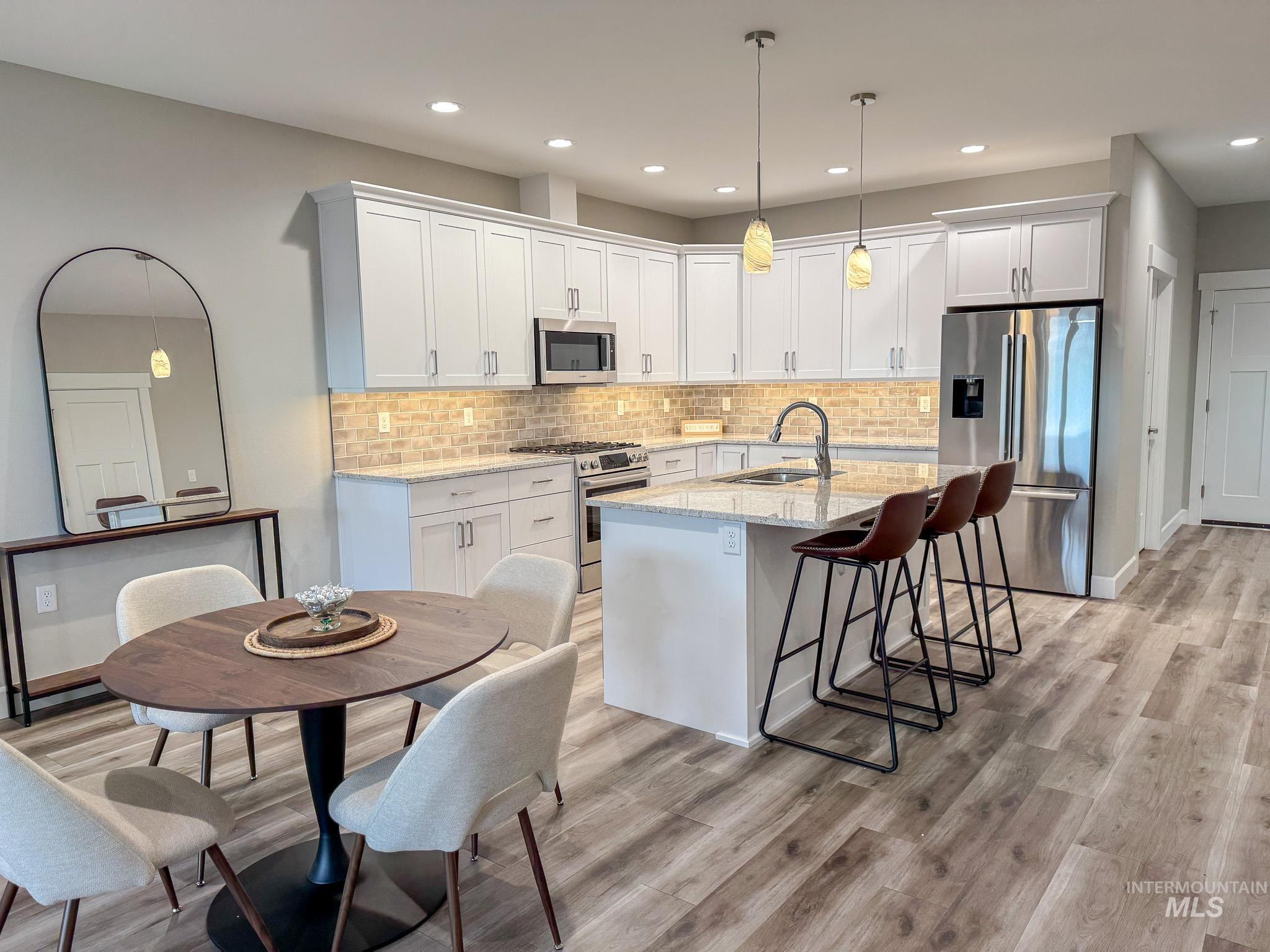 2113 Powers Ave, Lewiston, Idaho 83501, 2 Bedrooms, 2 Bathrooms, Residential For Sale, Price $379,900,MLS 98973254