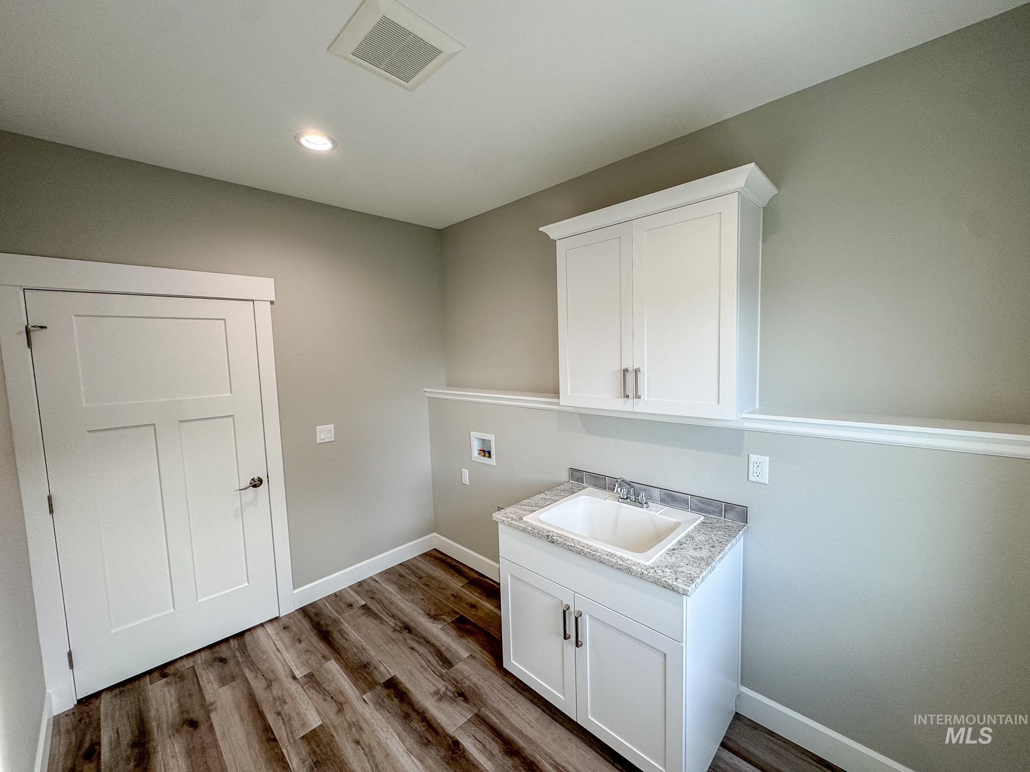 2113 Powers Ave, Lewiston, Idaho 83501, 2 Bedrooms, 2 Bathrooms, Residential For Sale, Price $379,900,MLS 98973254