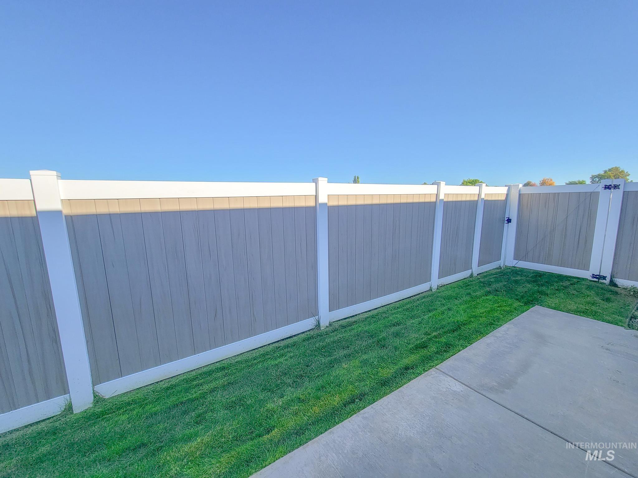 2113 Powers Ave, Lewiston, Idaho 83501, 2 Bedrooms, 2 Bathrooms, Residential For Sale, Price $379,900,MLS 98973254