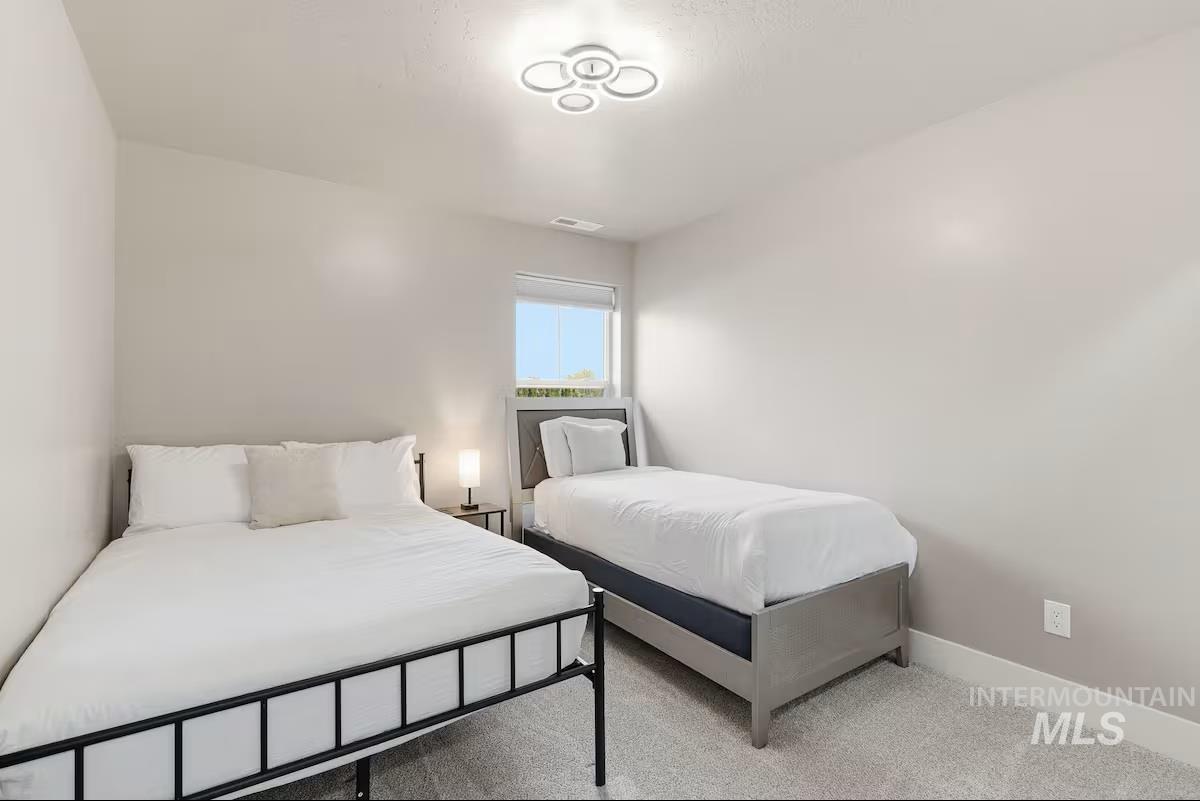 1113 West Blaine Avenue, Nampa, Idaho 83651, 5 Bedrooms, 3 Bathrooms, Residential For Sale, Price $620,000,MLS 98973255