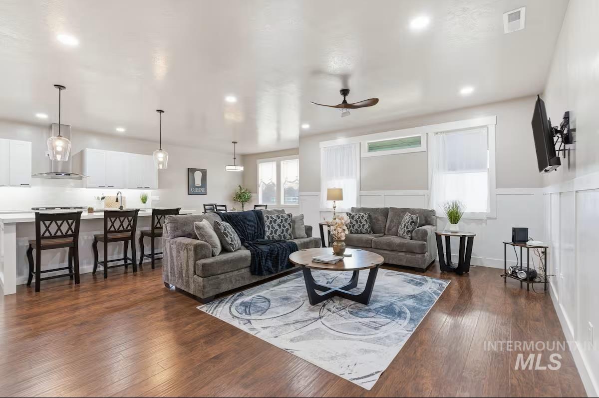 1113 West Blaine Avenue, Nampa, Idaho 83651, 5 Bedrooms, 3 Bathrooms, Residential For Sale, Price $620,000,MLS 98973255