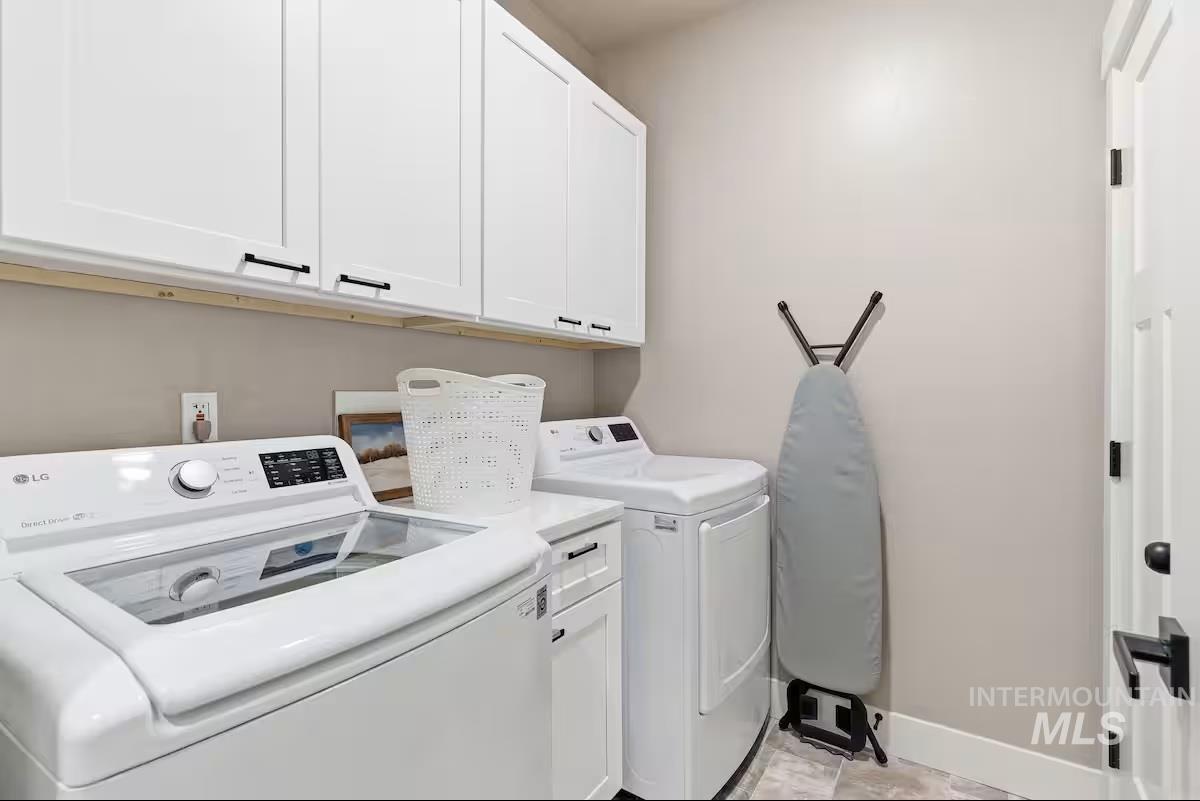 1113 West Blaine Avenue, Nampa, Idaho 83651, 5 Bedrooms, 3 Bathrooms, Residential For Sale, Price $620,000,MLS 98973255