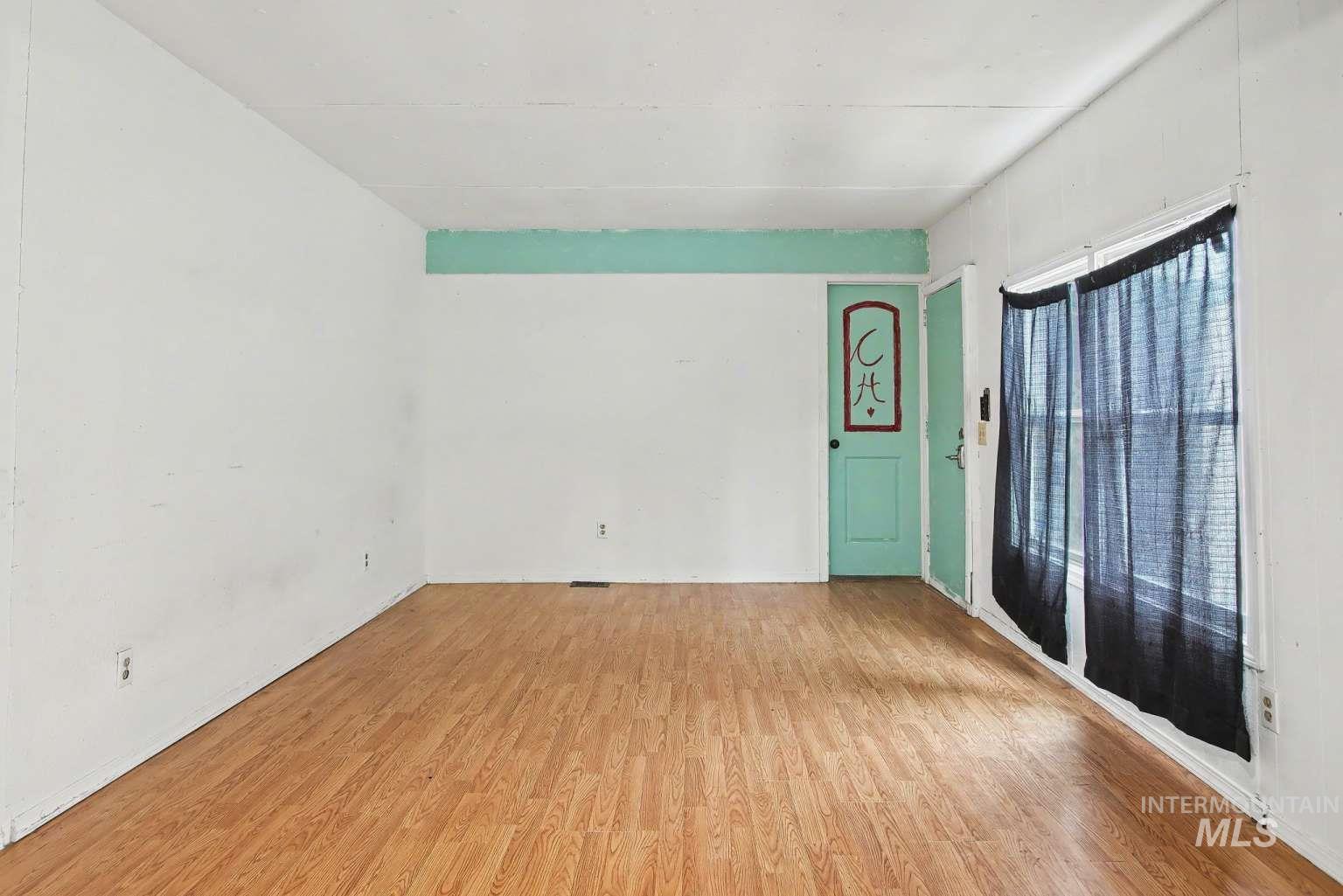 628 Burrell Ave, Lewiston, Idaho 83501, 3 Bedrooms, 2 Bathrooms, Residential For Sale, Price $13,000,MLS 98973256