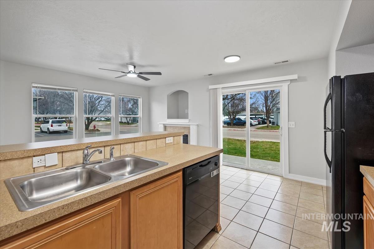 8972 W Candleston Ln, Boise, Idaho 83709, 3 Bedrooms, 2 Bathrooms, Residential For Sale, Price $309,900,MLS 98973257