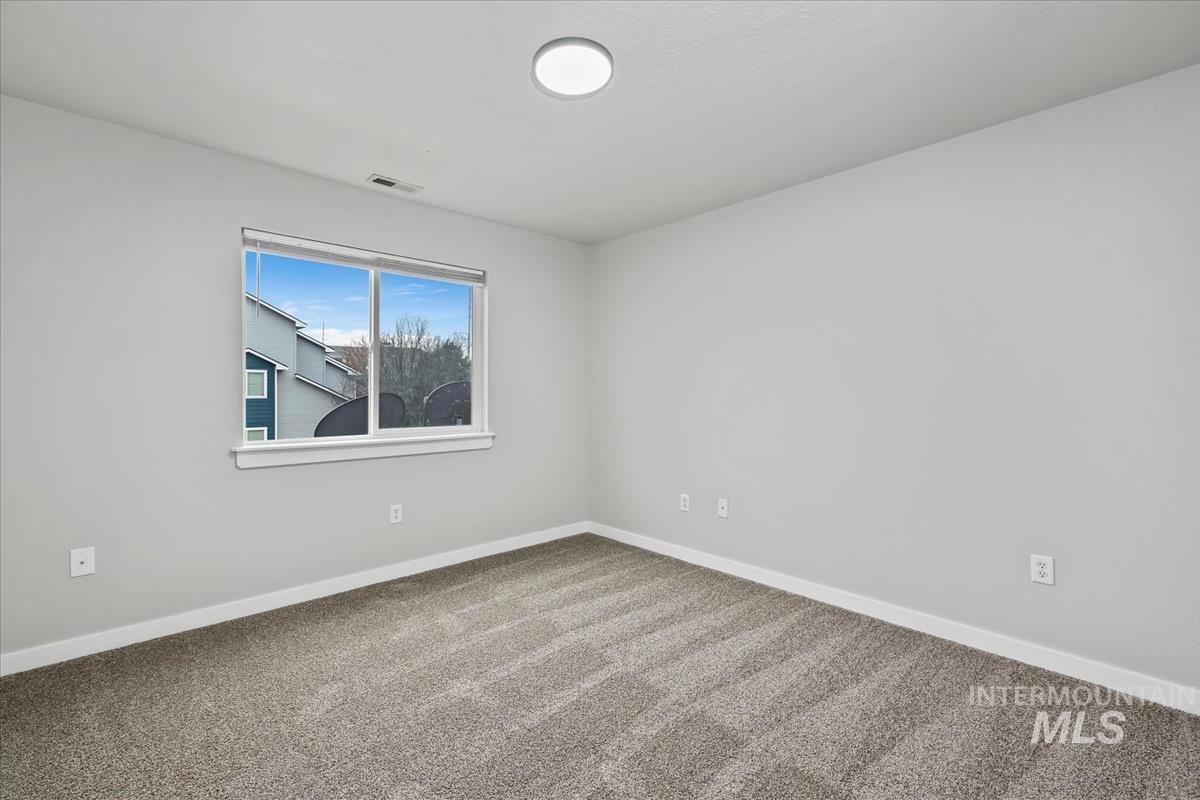 8972 W Candleston Ln, Boise, Idaho 83709, 3 Bedrooms, 2 Bathrooms, Residential For Sale, Price $309,900,MLS 98973257