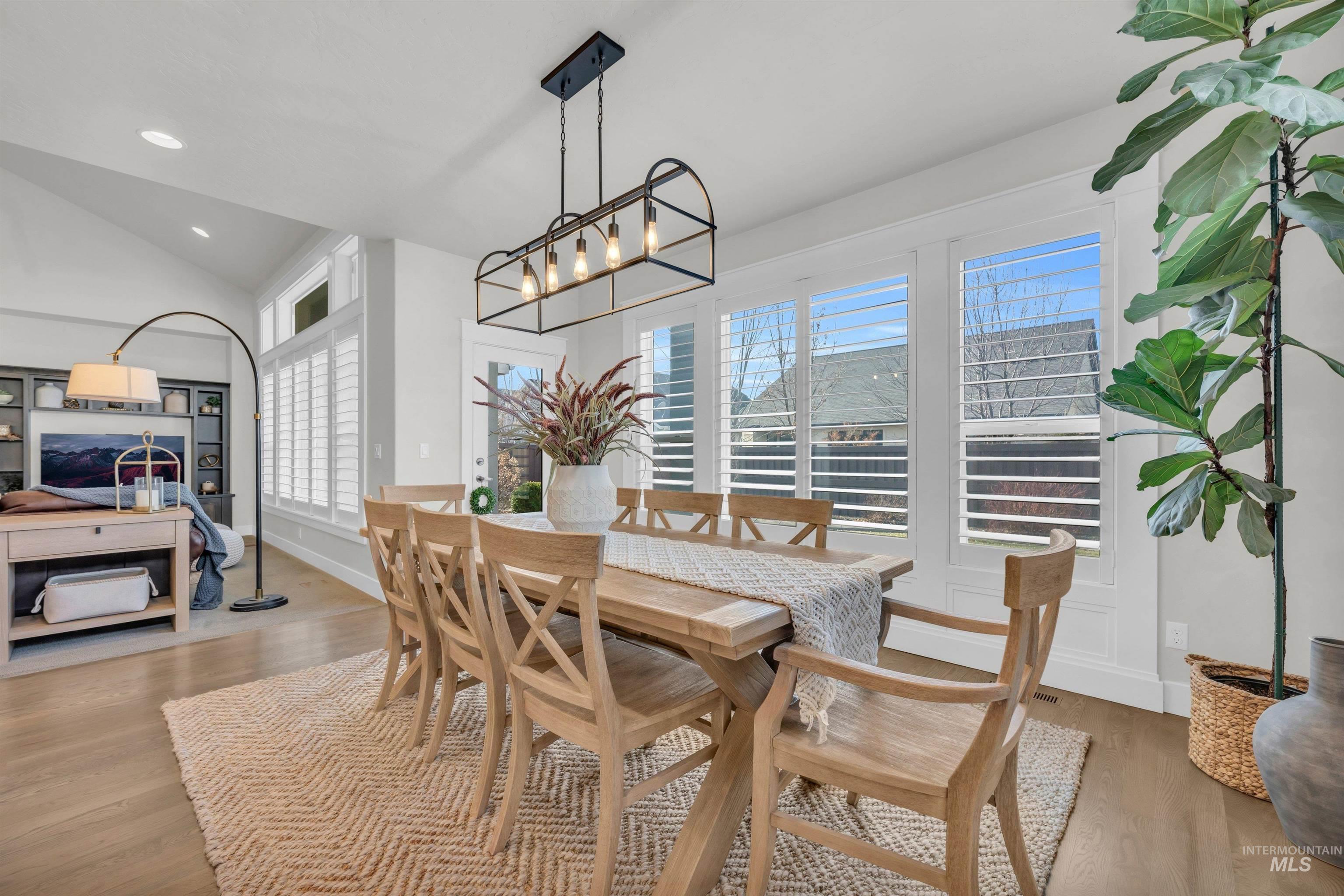 5717 N Fairborn Avenue, Meridian, Idaho 83646, 4 Bedrooms, 2.5 Bathrooms, Residential For Sale, Price $798,000,MLS 98973261