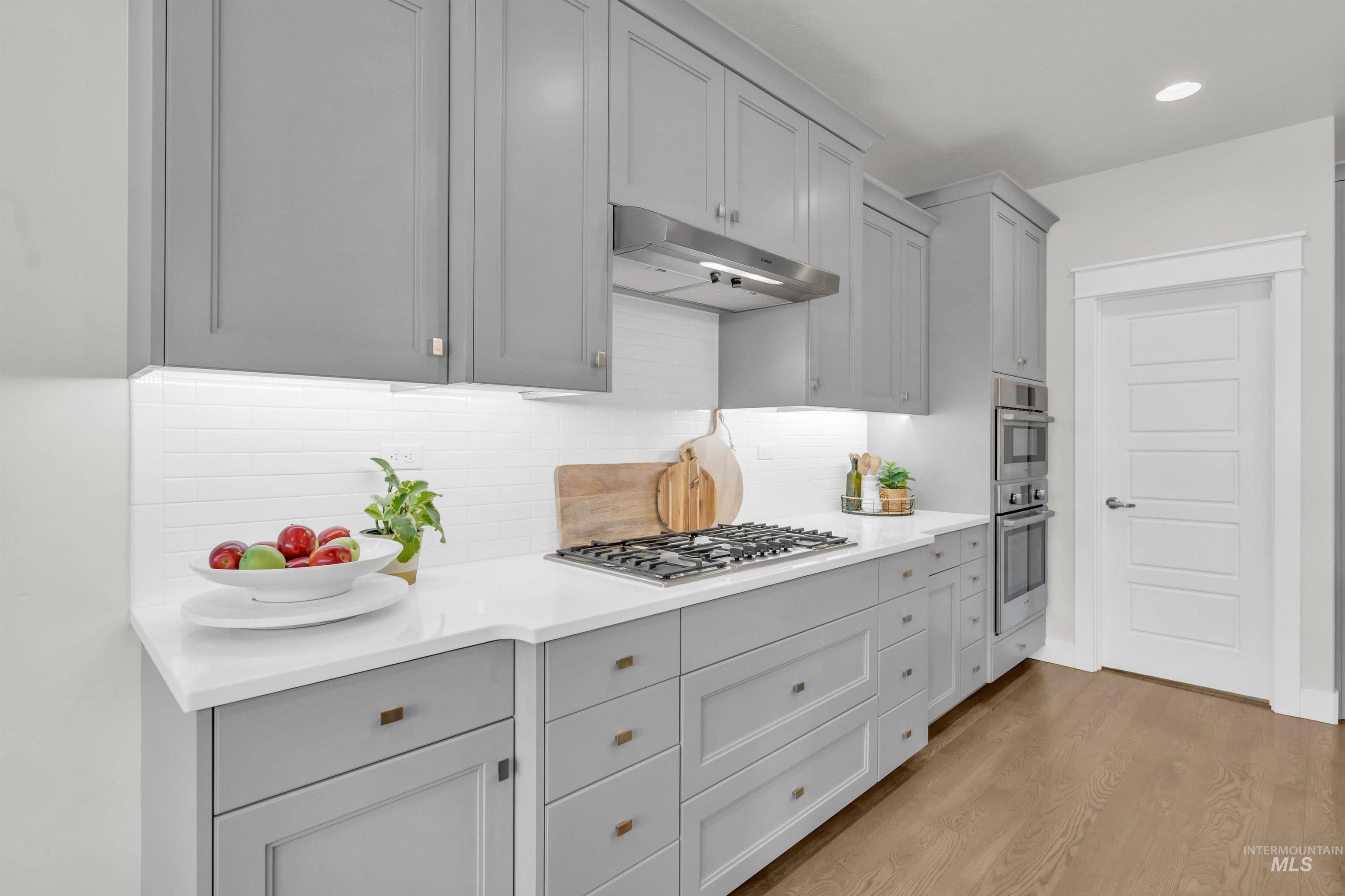 5717 N Fairborn Avenue, Meridian, Idaho 83646, 4 Bedrooms, 2.5 Bathrooms, Residential For Sale, Price $798,000,MLS 98973261