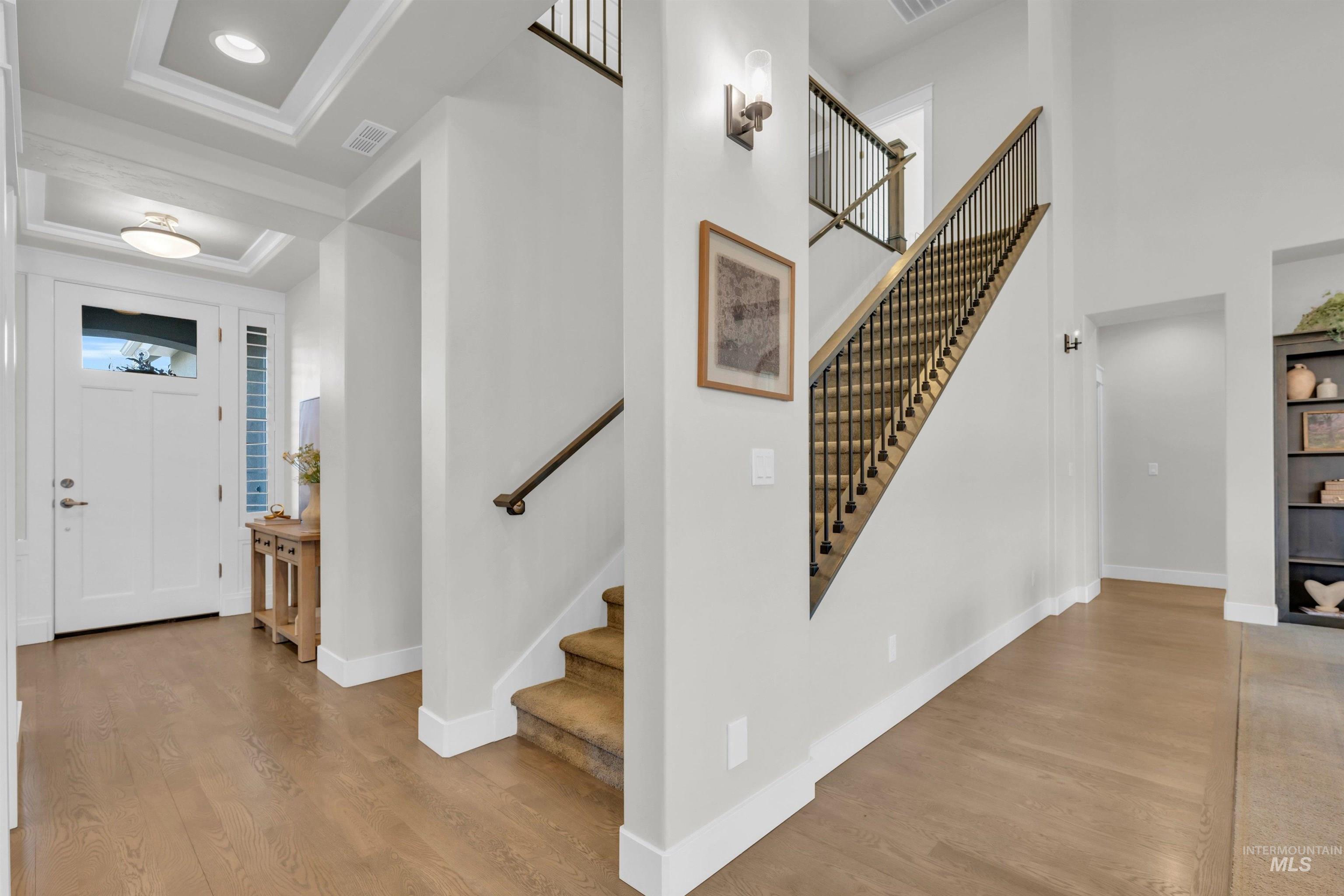 5717 N Fairborn Avenue, Meridian, Idaho 83646, 4 Bedrooms, 2.5 Bathrooms, Residential For Sale, Price $798,000,MLS 98973261