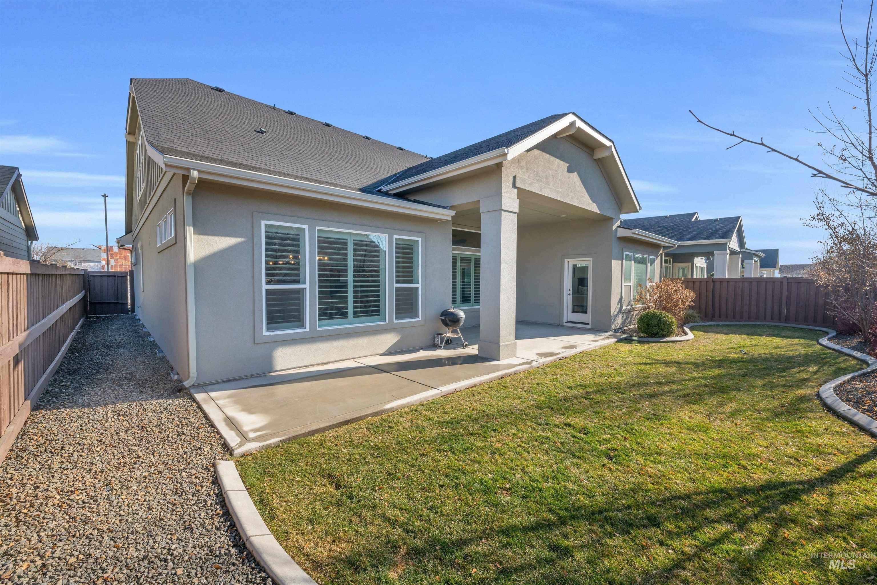 5717 N Fairborn Avenue, Meridian, Idaho 83646, 4 Bedrooms, 2.5 Bathrooms, Residential For Sale, Price $798,000,MLS 98973261