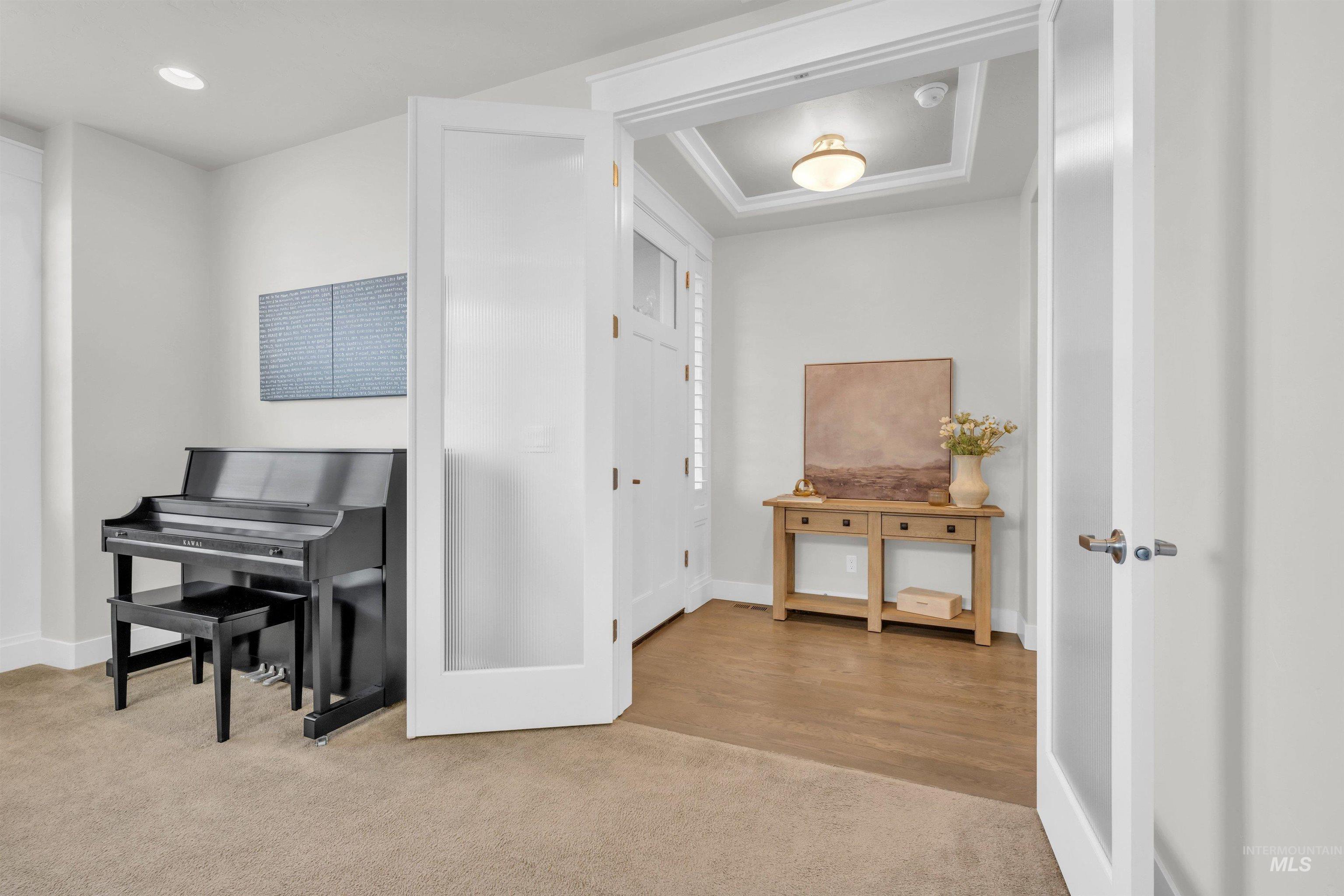 5717 N Fairborn Avenue, Meridian, Idaho 83646, 4 Bedrooms, 2.5 Bathrooms, Residential For Sale, Price $798,000,MLS 98973261