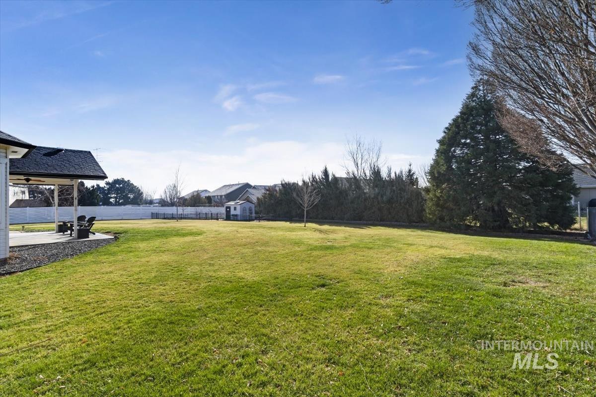 14111 Towers Dr, Caldwell, Idaho 83607, 4 Bedrooms, 2.5 Bathrooms, Residential For Sale, Price $625,000,MLS 98973262