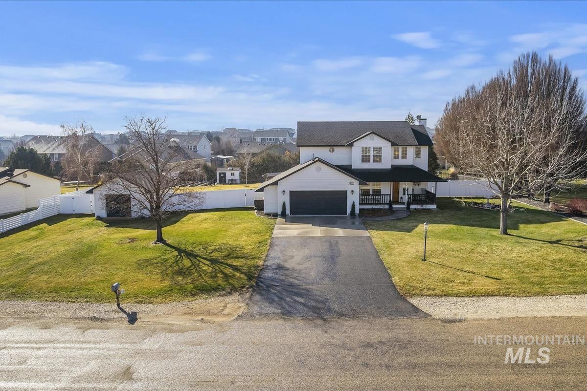 14111 Towers Dr, Caldwell, Idaho 83607, 4 Bedrooms, 2.5 Bathrooms, Residential For Sale, Price $625,000,MLS 98973262