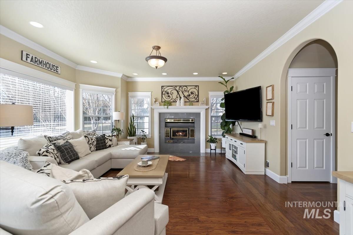 14111 Towers Dr, Caldwell, Idaho 83607, 4 Bedrooms, 2.5 Bathrooms, Residential For Sale, Price $625,000,MLS 98973262