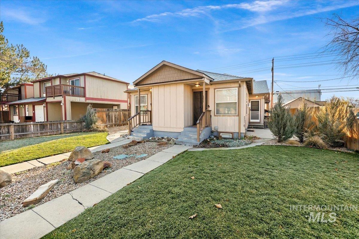 2209 W Idaho St, Boise, Idaho 83709, 2 Bedrooms, 1 Bathroom, Residential Income For Sale, Price $1,075,000,MLS 98973264