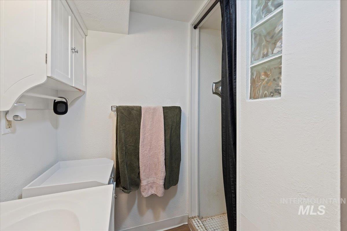 2209 W Idaho St, Boise, Idaho 83709, 2 Bedrooms, 1 Bathroom, Residential Income For Sale, Price $1,075,000,MLS 98973264