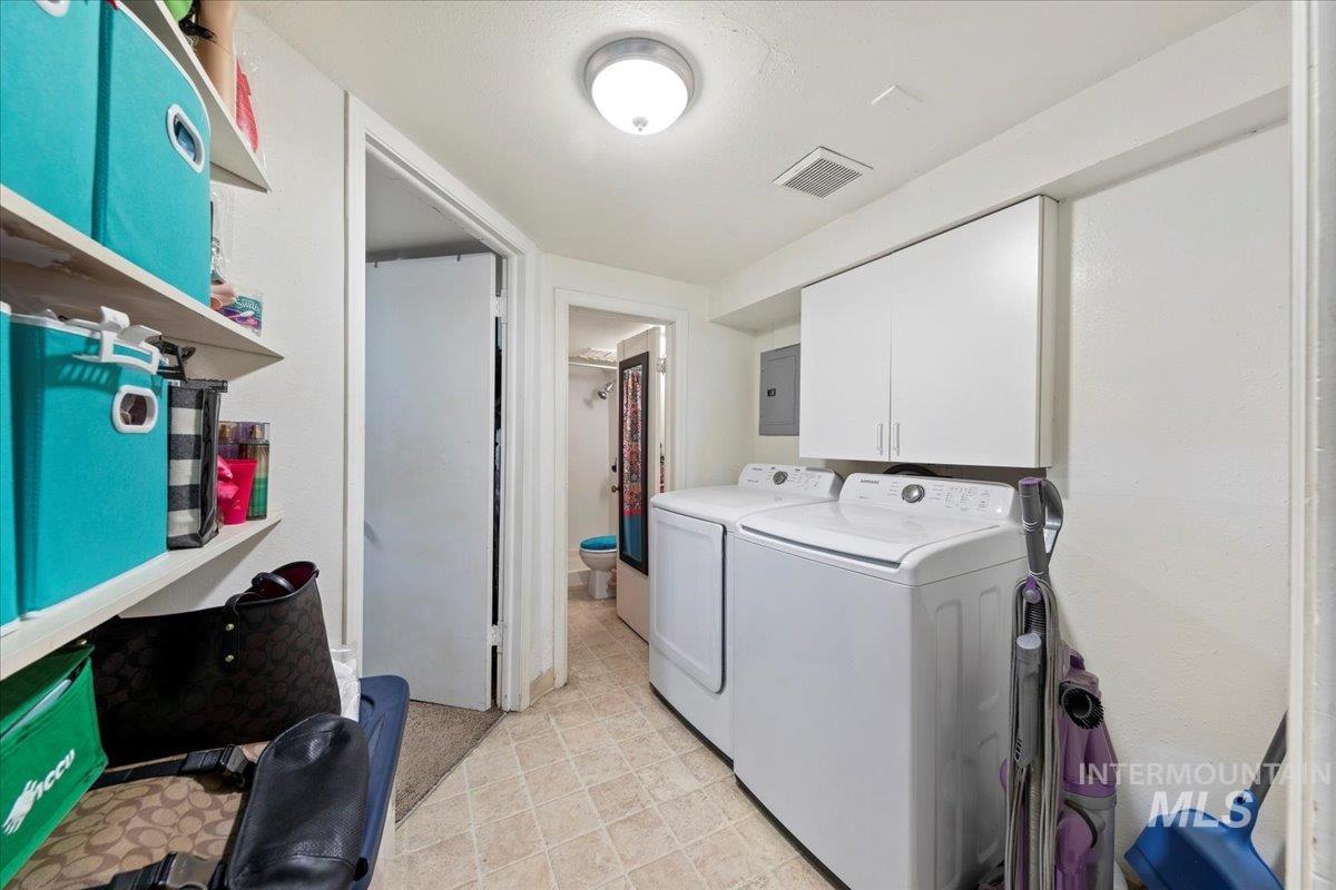 2209 W Idaho St, Boise, Idaho 83709, 2 Bedrooms, 1 Bathroom, Residential Income For Sale, Price $1,075,000,MLS 98973264