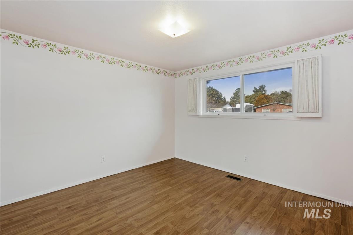 10705 W Onondaga Dr, Boise, Idaho 83709, 3 Bedrooms, 2.5 Bathrooms, Residential For Sale, Price $499,500,MLS 98973266