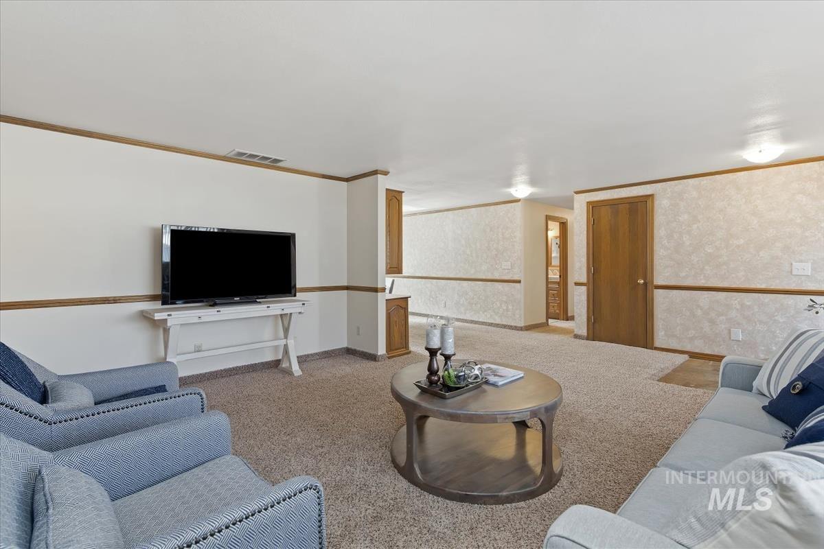 10705 W Onondaga Dr, Boise, Idaho 83709, 3 Bedrooms, 2.5 Bathrooms, Residential For Sale, Price $499,500,MLS 98973266