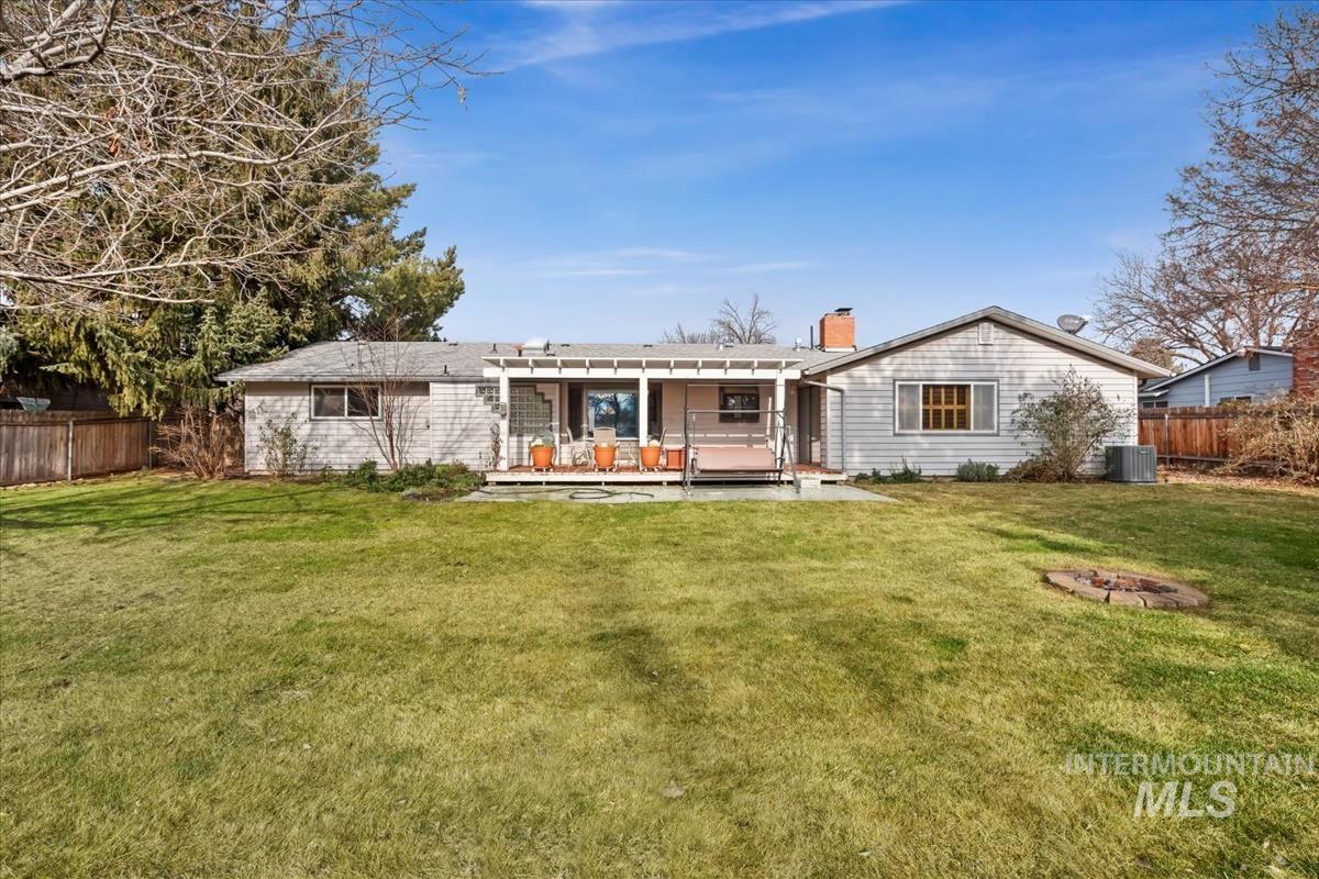 10705 W Onondaga Dr, Boise, Idaho 83709, 3 Bedrooms, 2.5 Bathrooms, Residential For Sale, Price $499,500,MLS 98973266