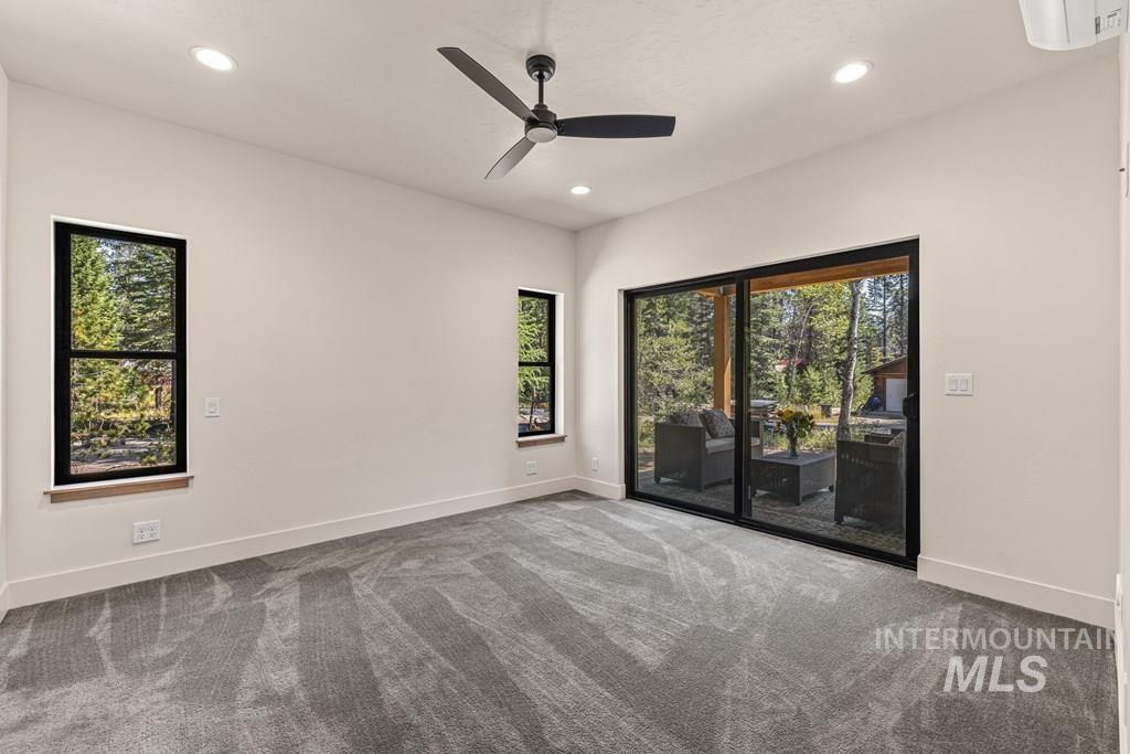 12850 Aurora Dr., Donnelly, Idaho 83615, 3 Bedrooms, 2.5 Bathrooms, Residential For Sale, Price $995,000,MLS 98973267