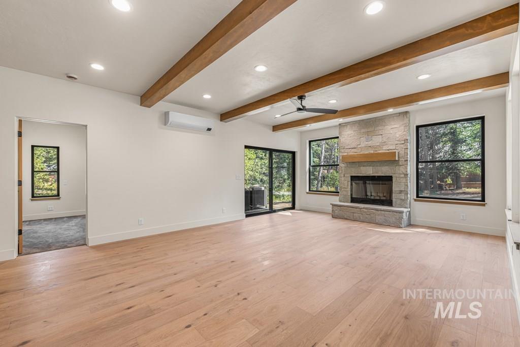 12850 Aurora Dr., Donnelly, Idaho 83615, 3 Bedrooms, 2.5 Bathrooms, Residential For Sale, Price $995,000,MLS 98973267